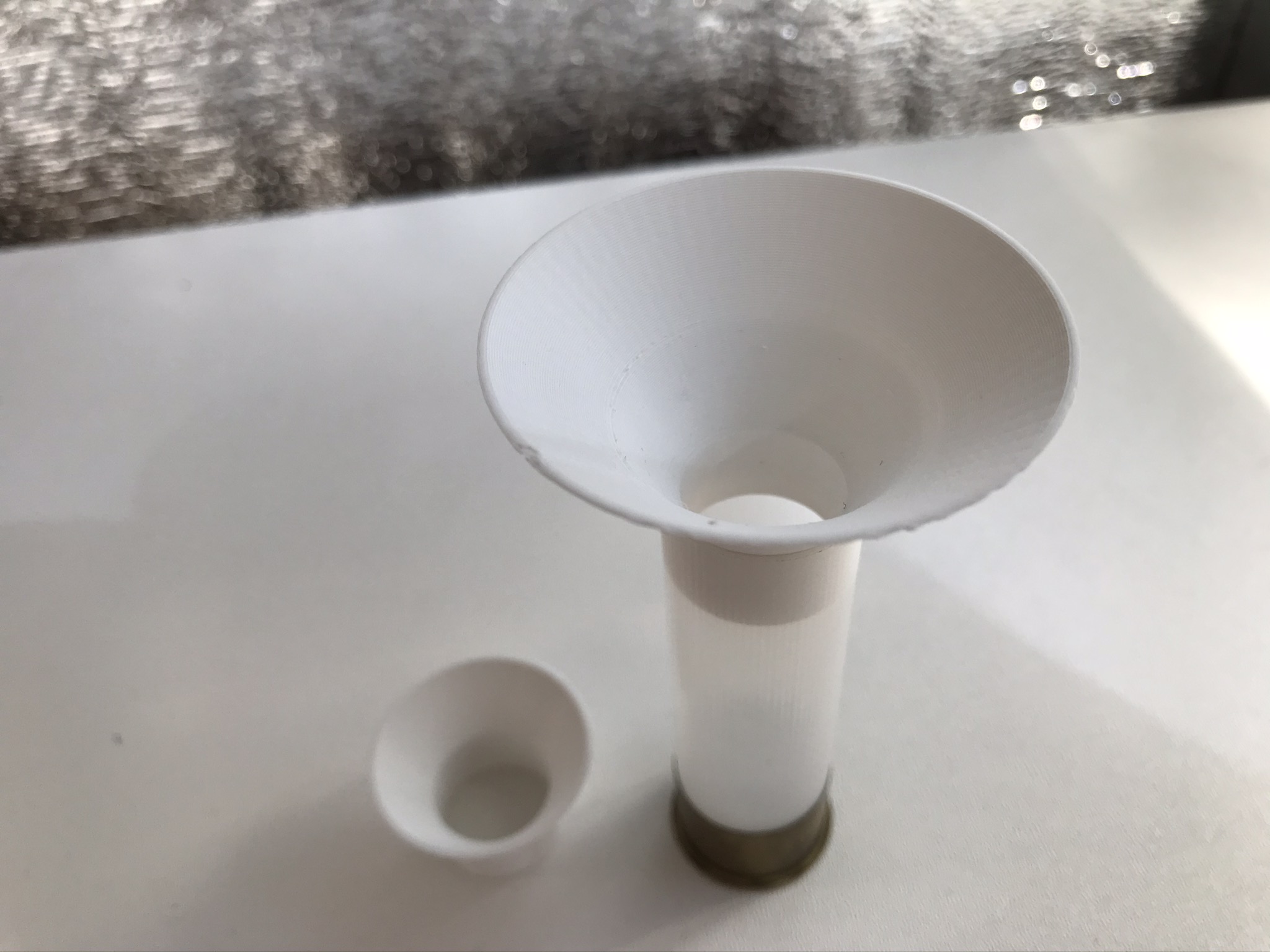 Kartuşların uygun ekipmanı için huniler 12k (Plastik Aparattır!!!)