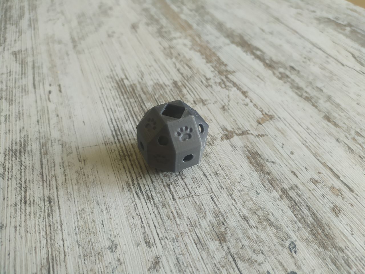 Kediler için oyuncak (Plastik Aparattır!!!)