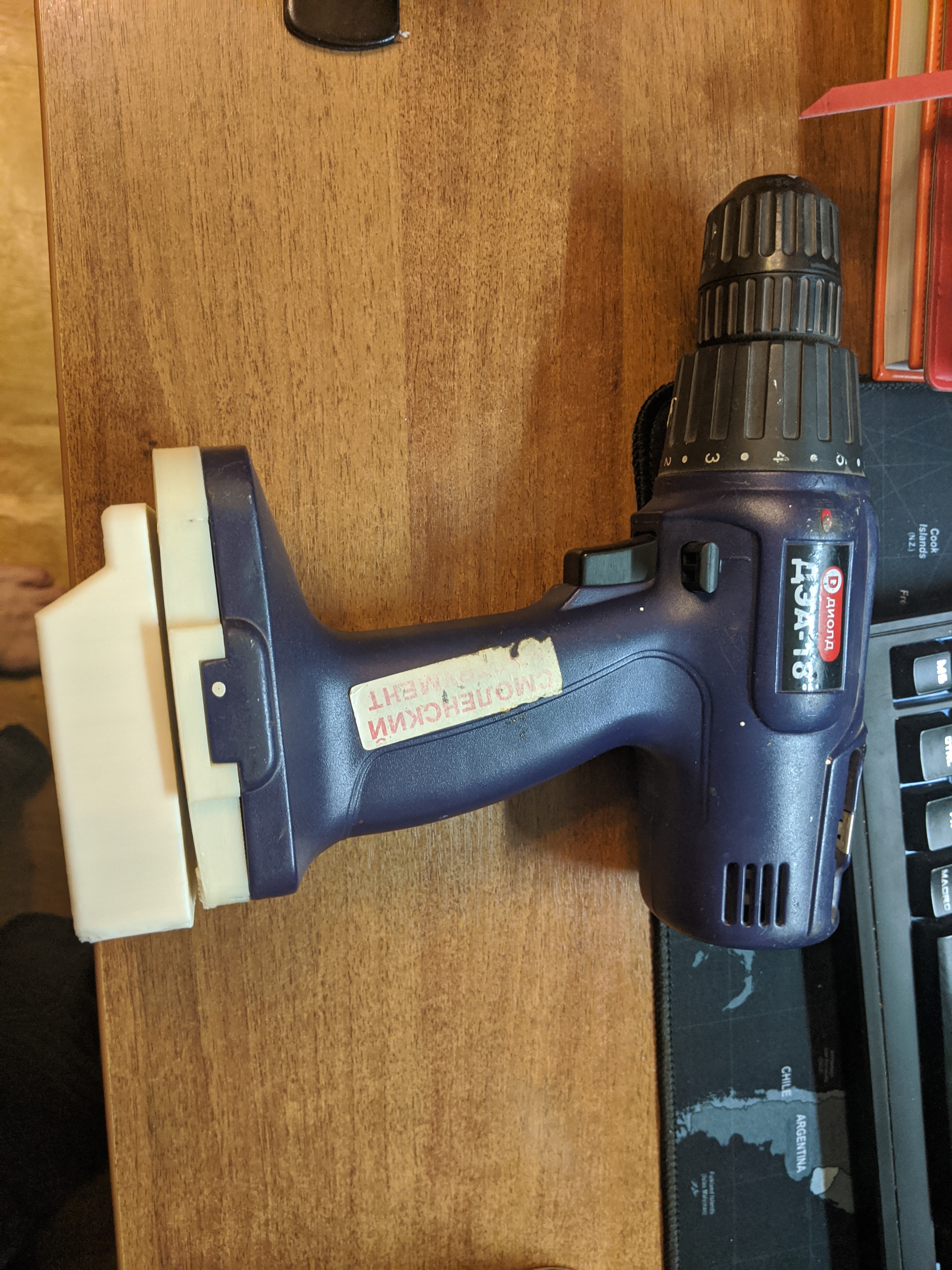 Makita BL18 Diold DEA-18 için adaptör (Plastik Aparattır!!!)