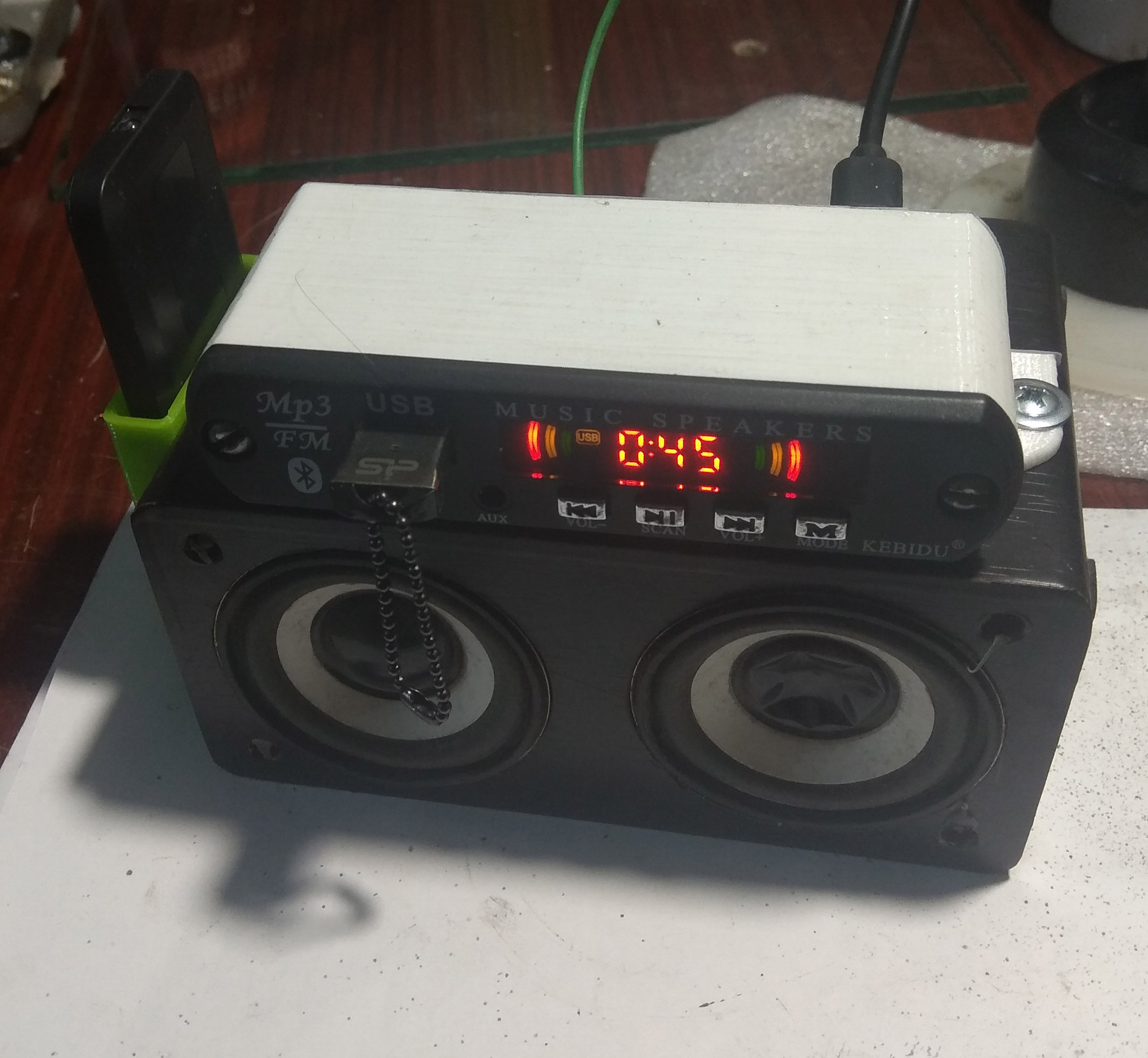 Çinli Mp3 çalar Kolordu'nun bir sonraki versiyonu (Plastik Aparattır!!!) Çinli Mp3 çalar Kolordu'nun bir sonraki versiyonu (Plastik Aparattır!!!)