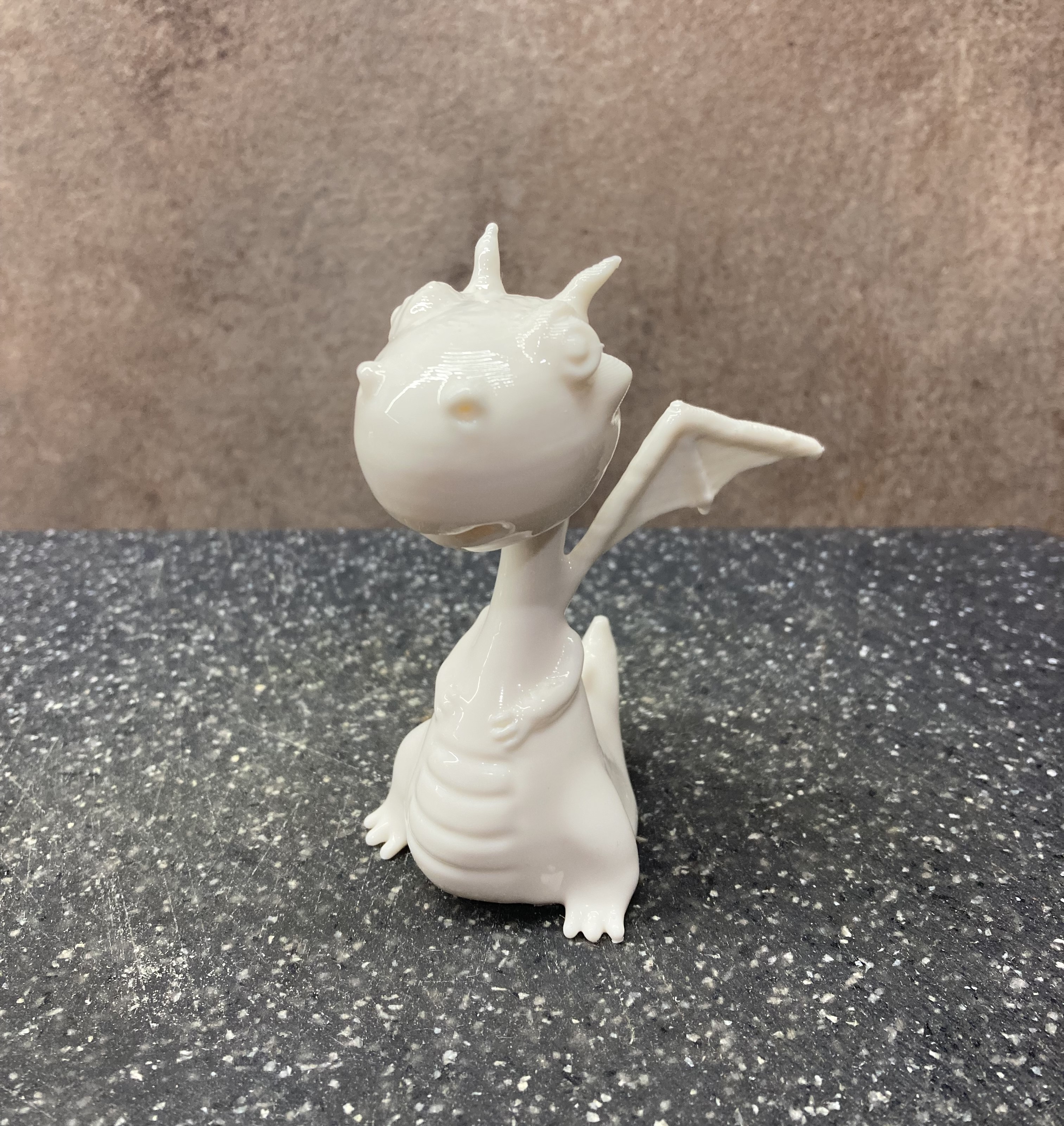 Ejderha Gosha (Plastik Aparattır!!!)