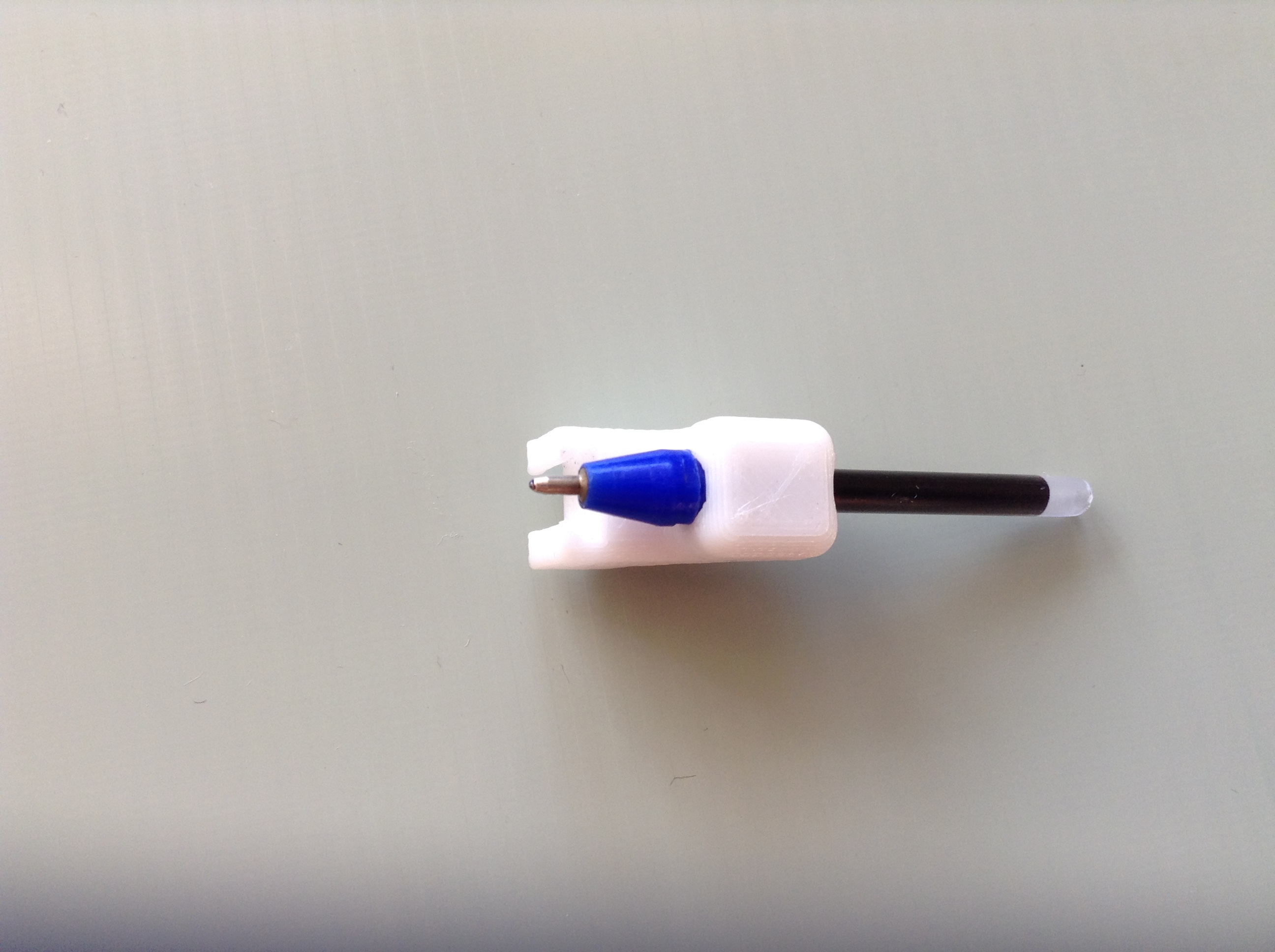 Mandrel, çubuğu Brül & Kjaer cihazlarının alt bölümlerindeki BIC sapından sabitlemek için. (Plastik Aparattır!!!)