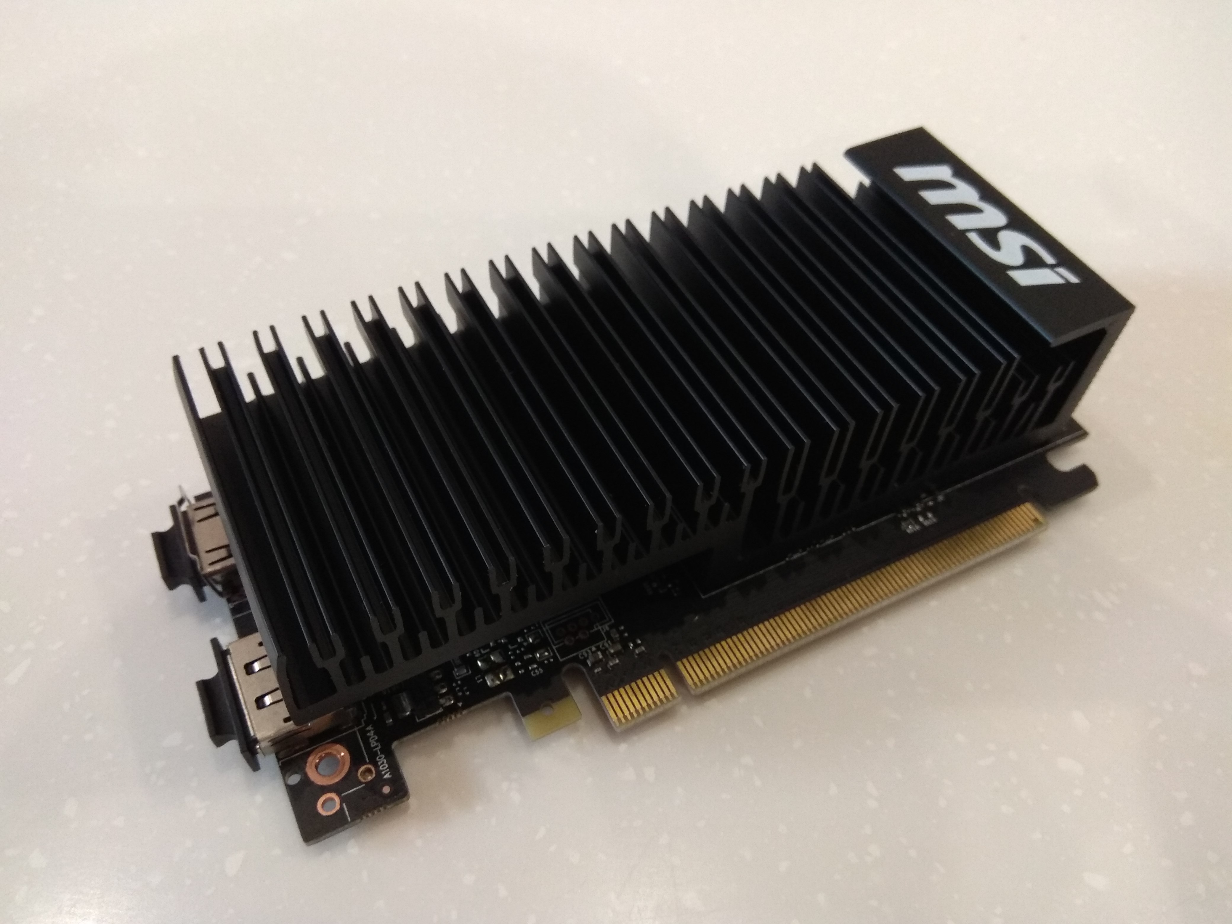 Leangt - NVIDIA GT 1030 dizüstü bilgisayarın harici ekran kartı için durum (Plastik Aparattır!!!)