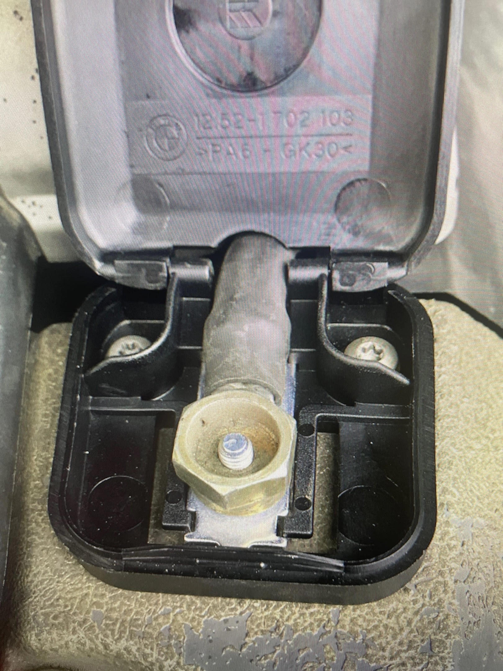 BMW E39 Batt+ (Plastik Aparattır!!!)