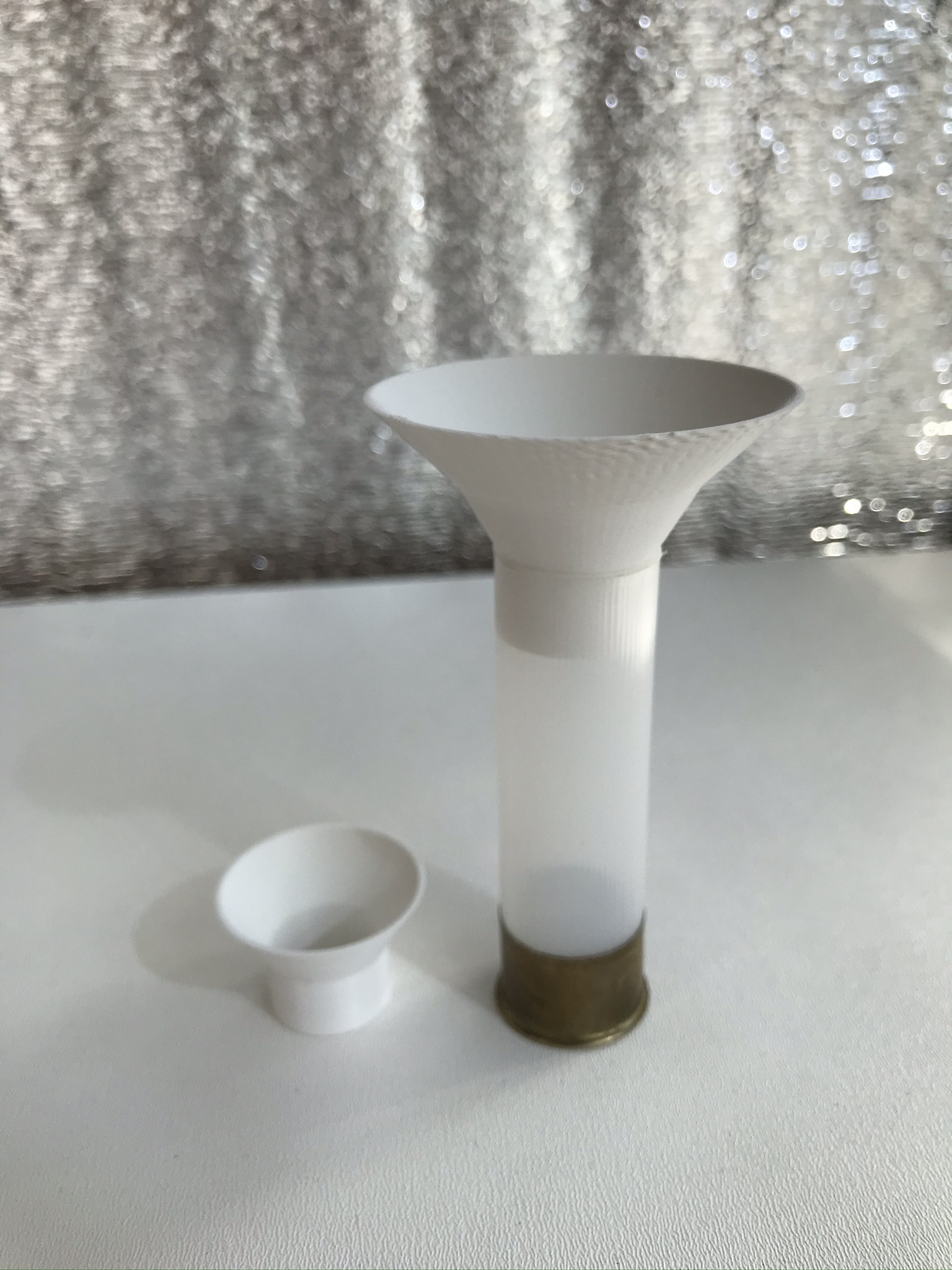 Kartuşların uygun ekipmanı için huniler 12k (Plastik Aparattır!!!)