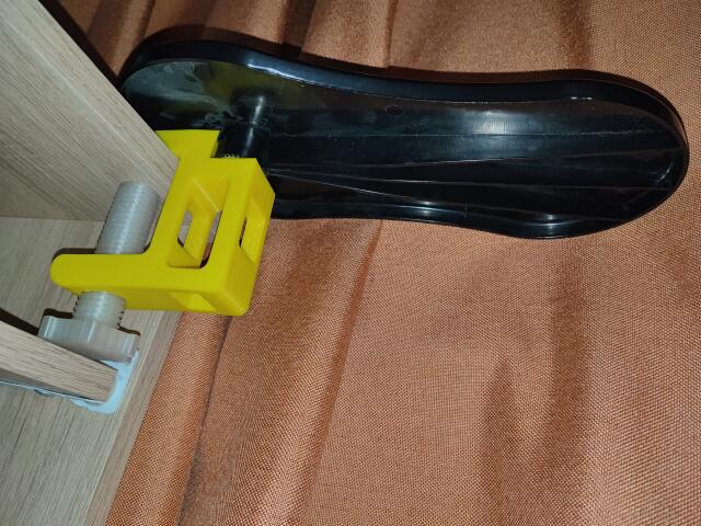 Fırçayı ve dirseği desteklemek için bilgisayar kol dayama. (Plastik Aparattır!!!)