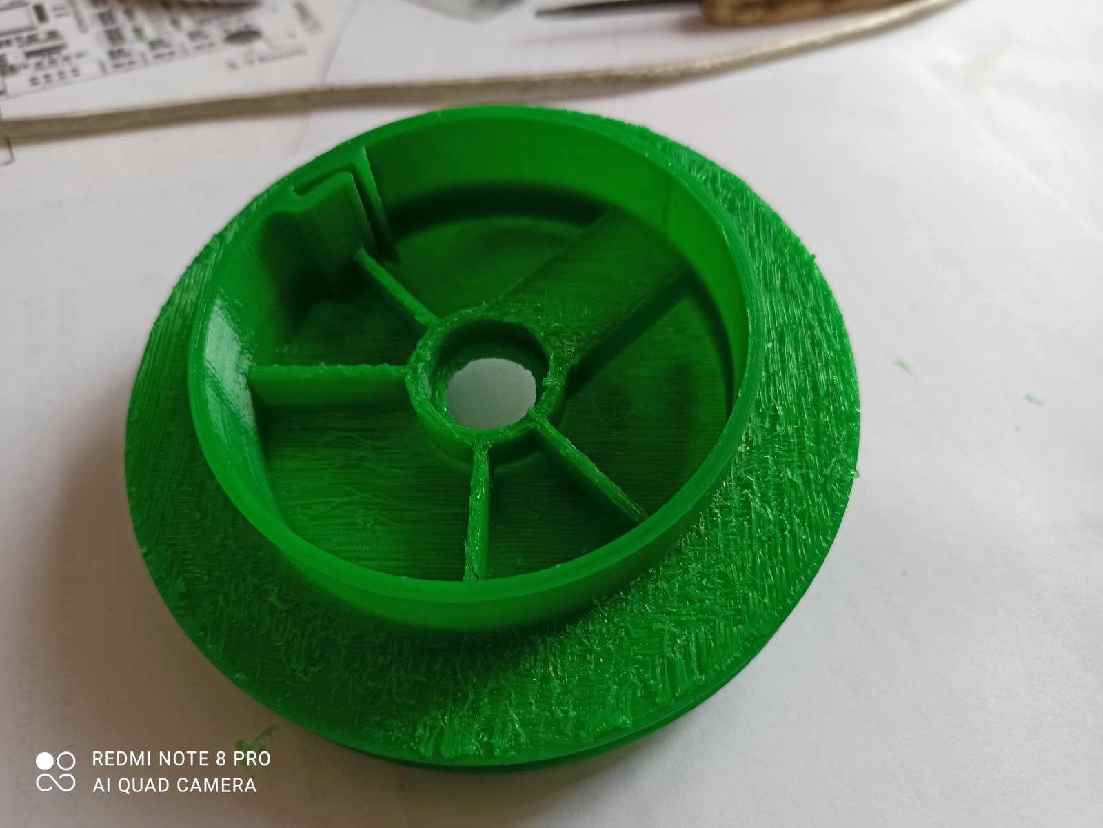 Benzinli çim biçme makinesi için marş (Plastik Aparattır!!!) Benzinli çim biçme makinesi için marş (Plastik Aparattır!!!)