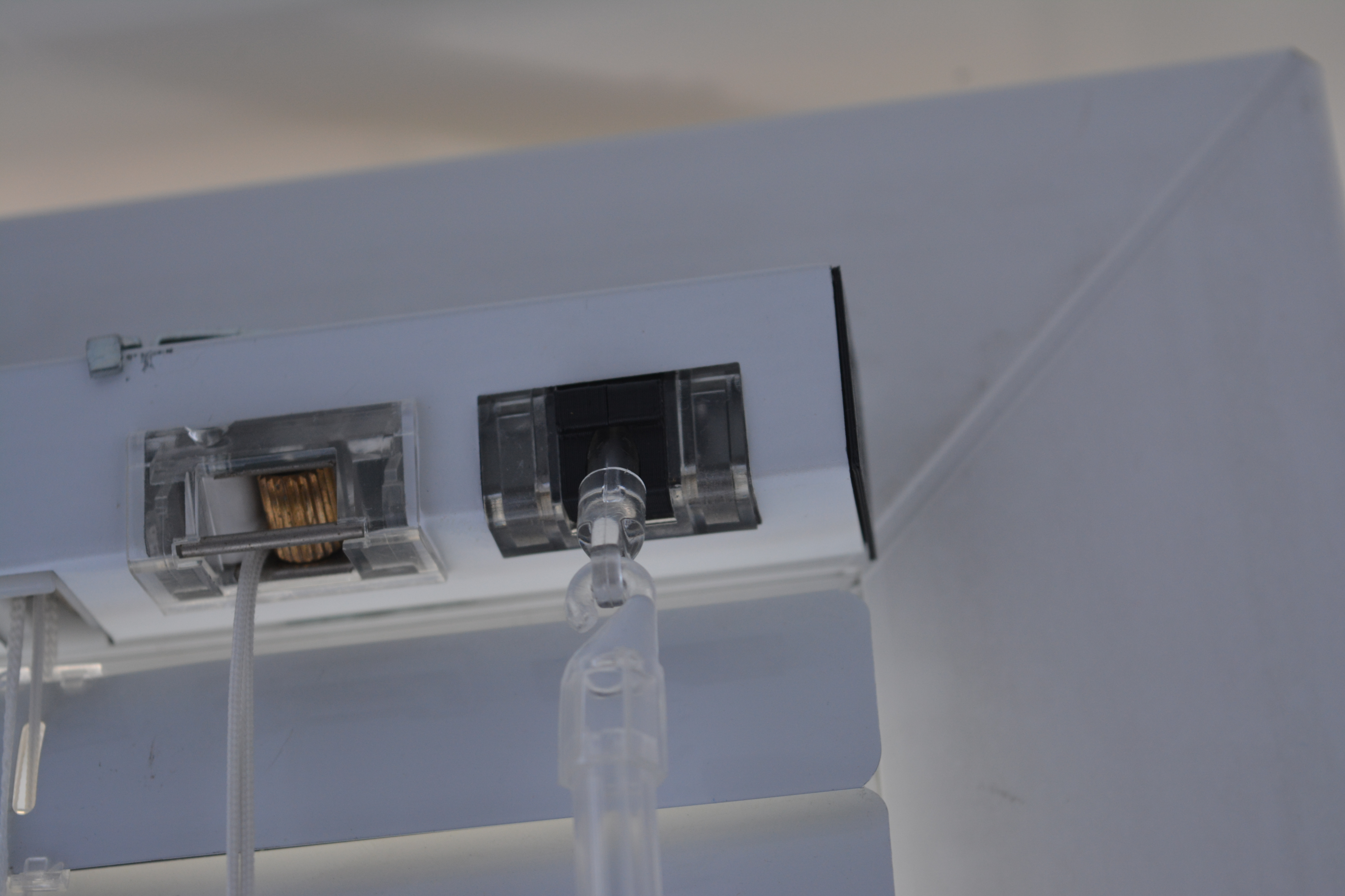 Kör mekanizma muhafazası ve tapası (Plastik Aparattır!!!)