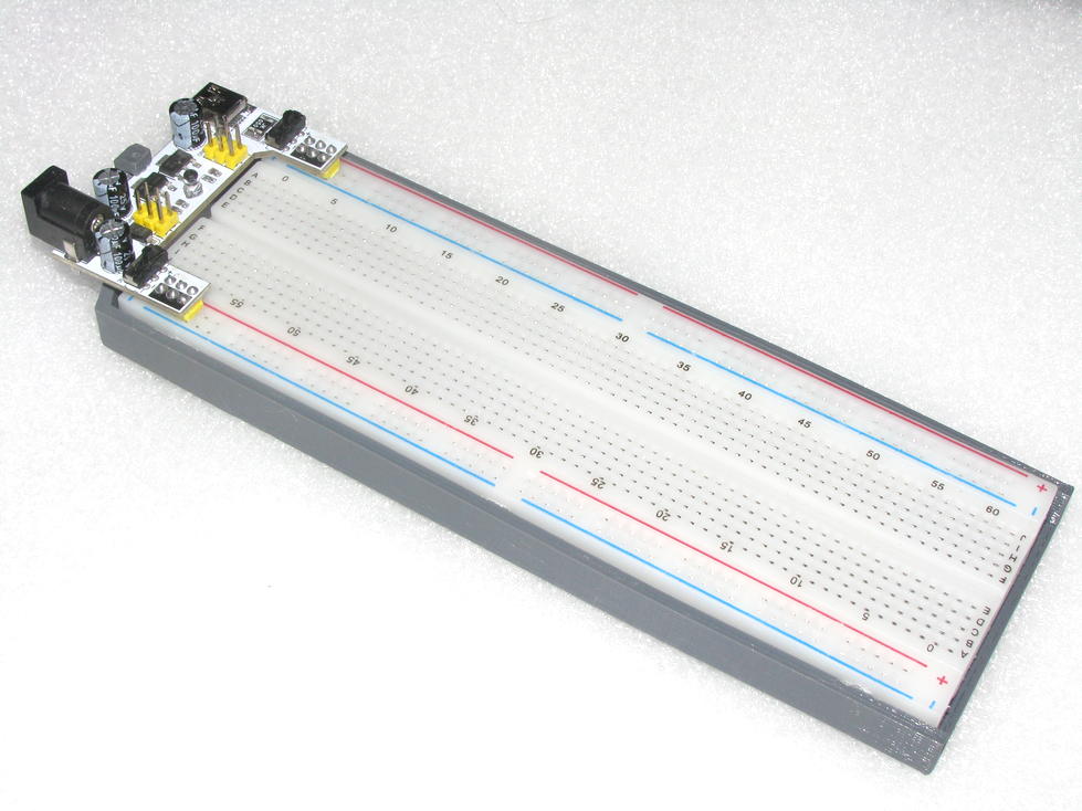 Elektronik devreler için devre tahtası kelepçesi (Plastik Aparattır!!!)