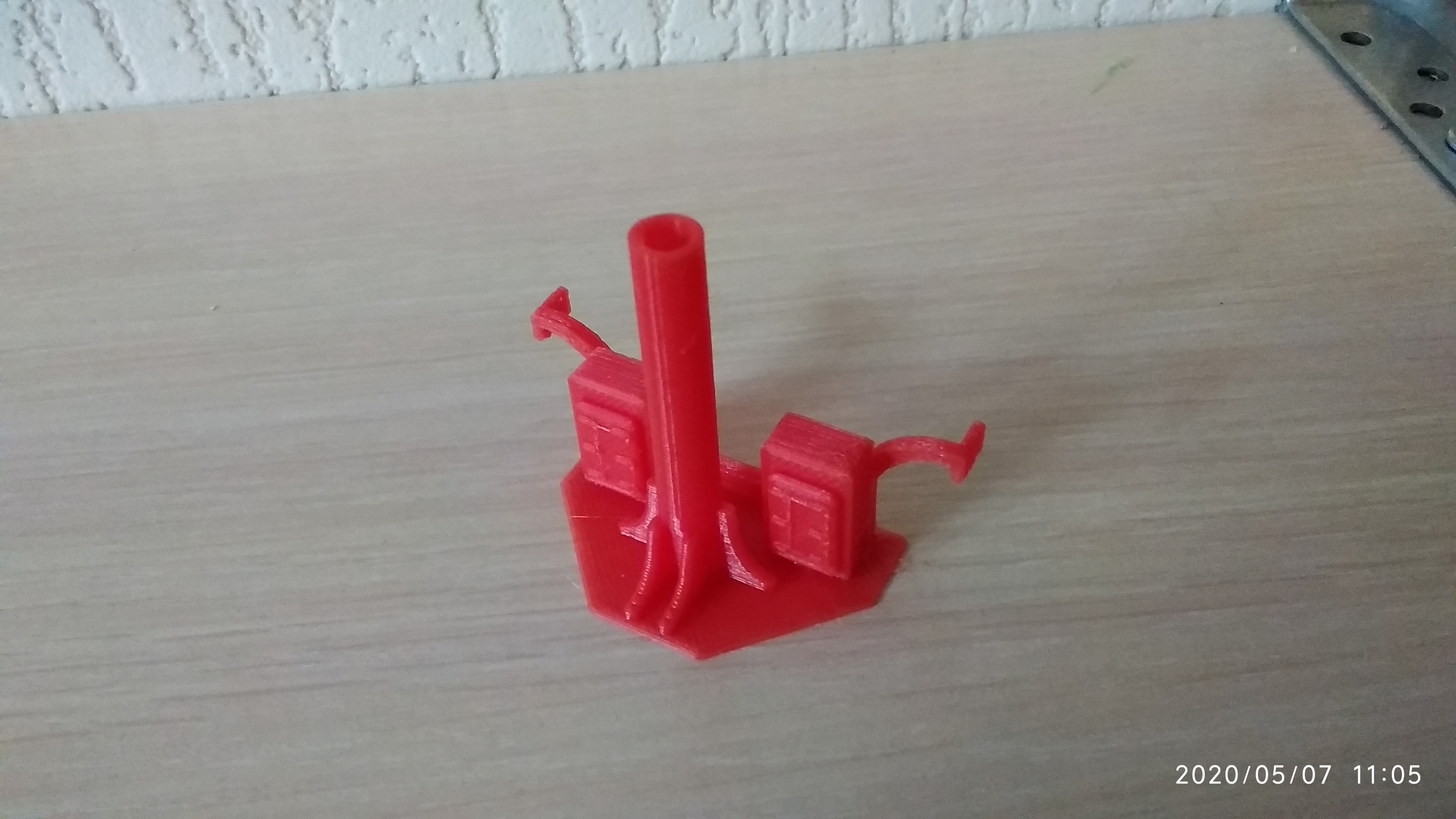 Aurora 1: 100. Ana direk desteği. (Plastik Aparattır!!!) Aurora 1: 100. Ana direk desteği. (Plastik Aparattır!!!)