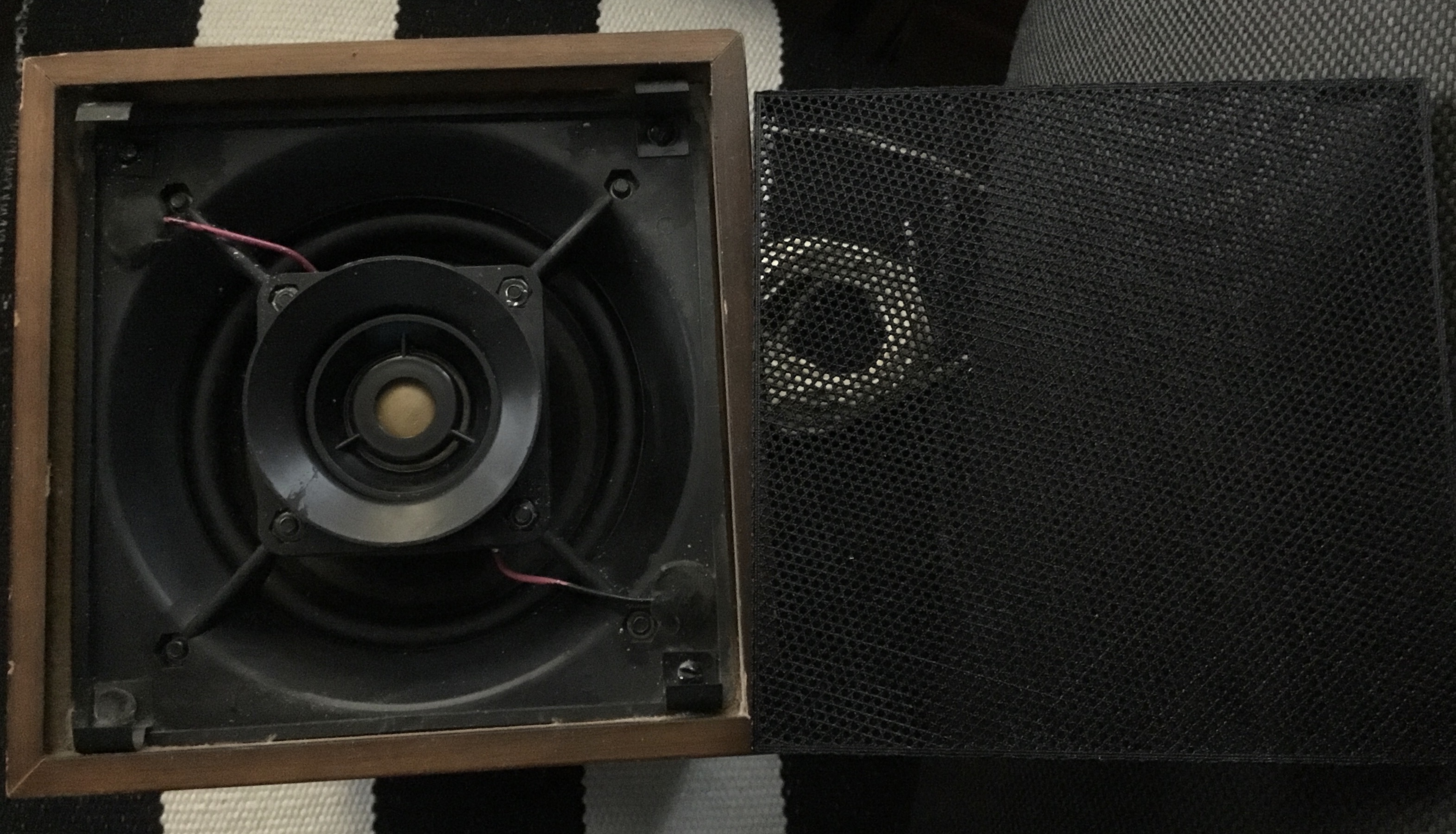 Sovyet sütunu 6AS-2 için akustik kafes (ızgara) (Plastik Aparattır!!!)