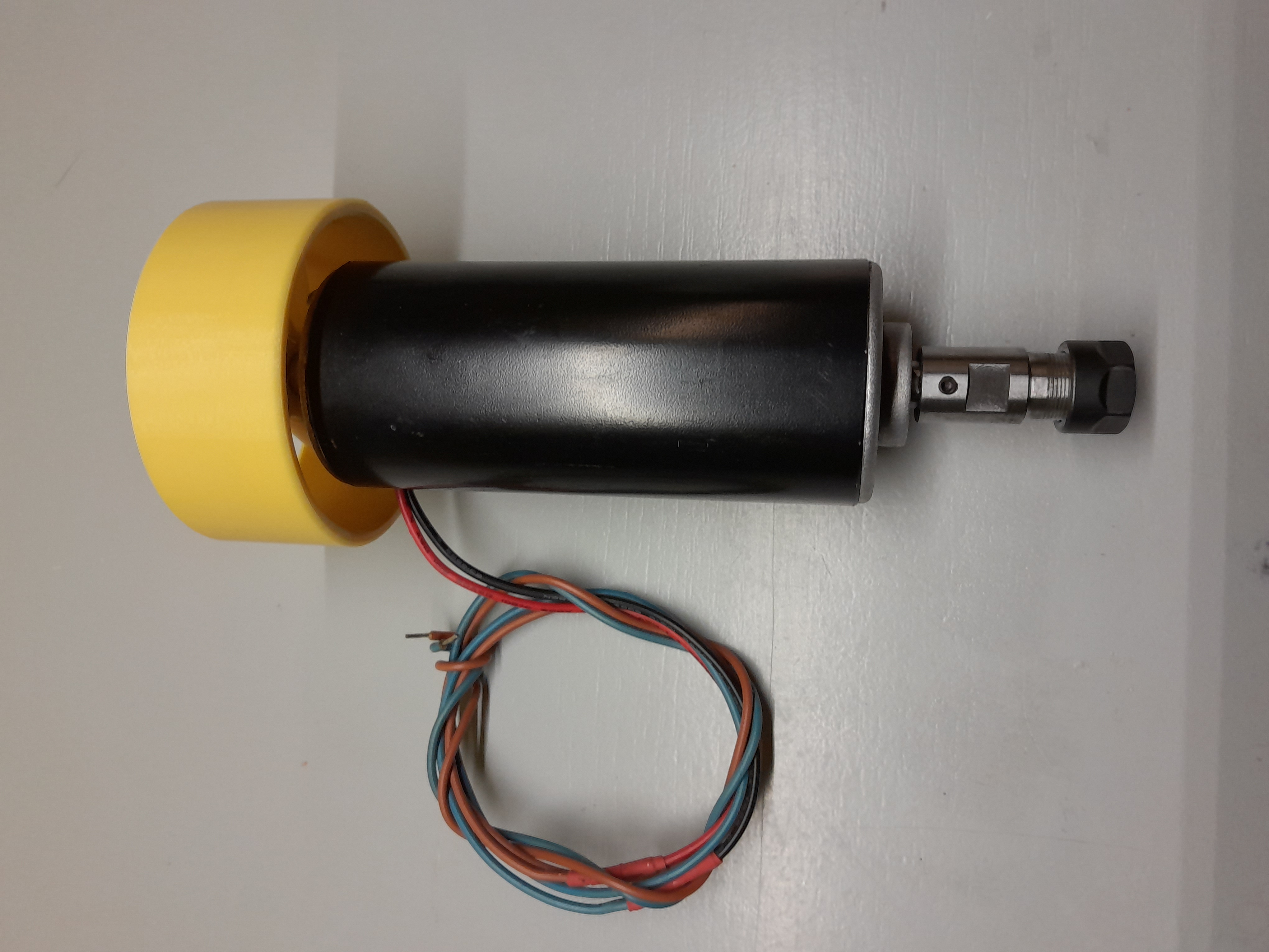 0,5 kW'lık bir motor için pervane. (Plastik Aparattır!!!)