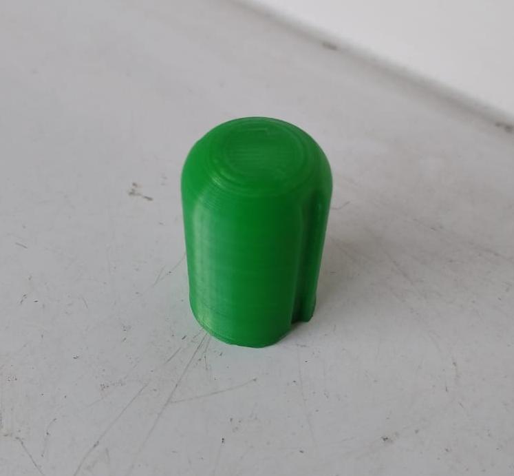 Mazda 6 GH için sıvı yıkama sıvısı seviyesi sensörünün hilesi. (Plastik Aparattır!!!) Mazda 6 GH için sıvı yıkama sıvısı seviyesi sensörünün hilesi. (Plastik Aparattır!!!)