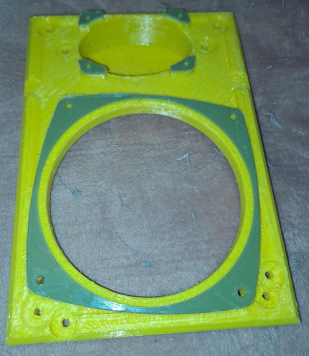 15AC-315 için hoparlör montaj paneli. (Plastik Aparattır!!!)
