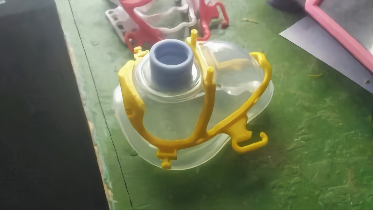 İnvaziv olmayan maske için çerçeve (Plastik Aparattır!!!)