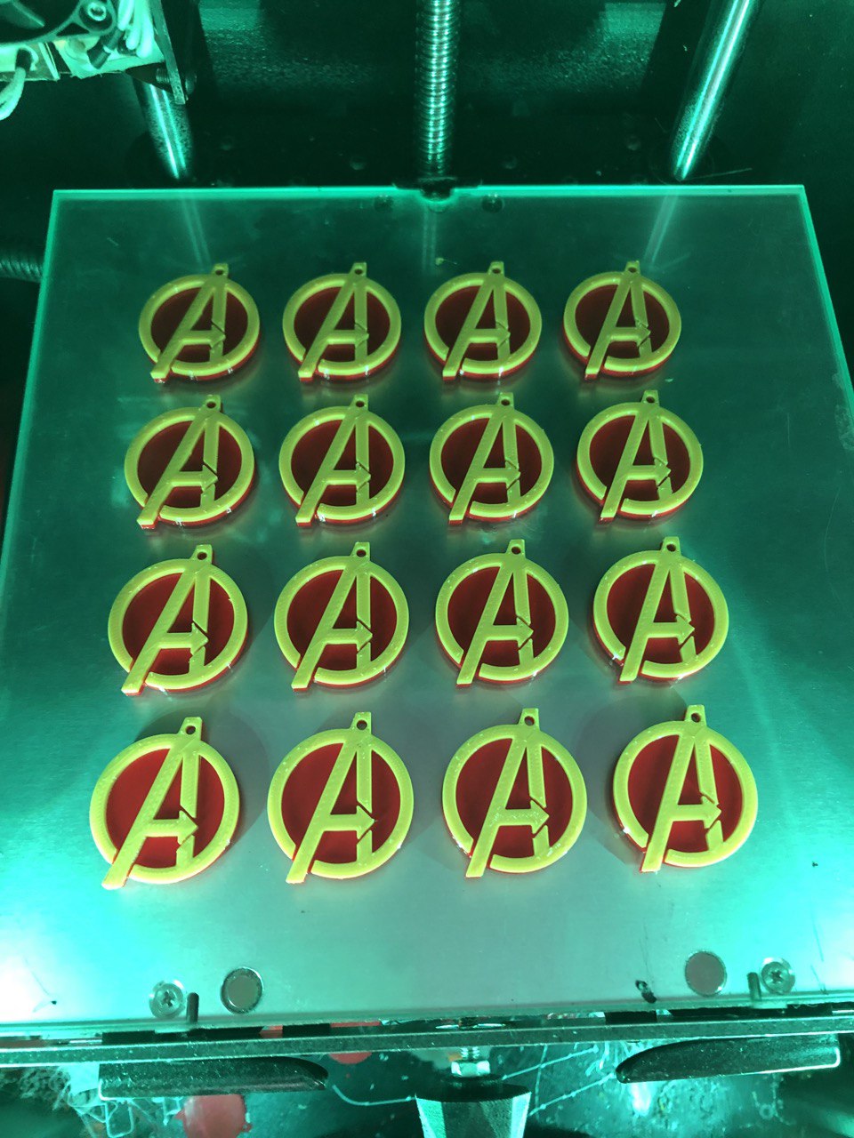 Avengers Anahtarı (Plastik Aparattır!!!)