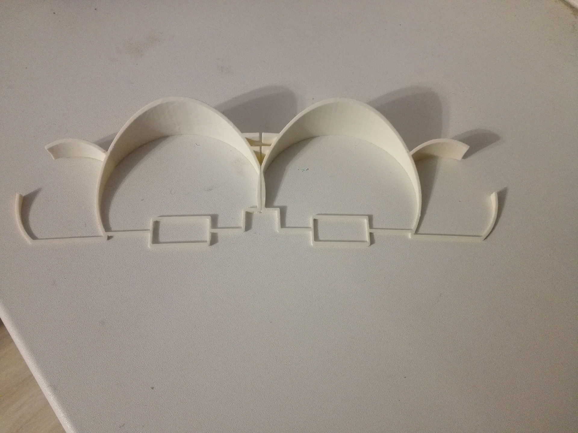 Chevrolet Niva gösterge paneli kuyuları (Plastik Aparattır!!!)