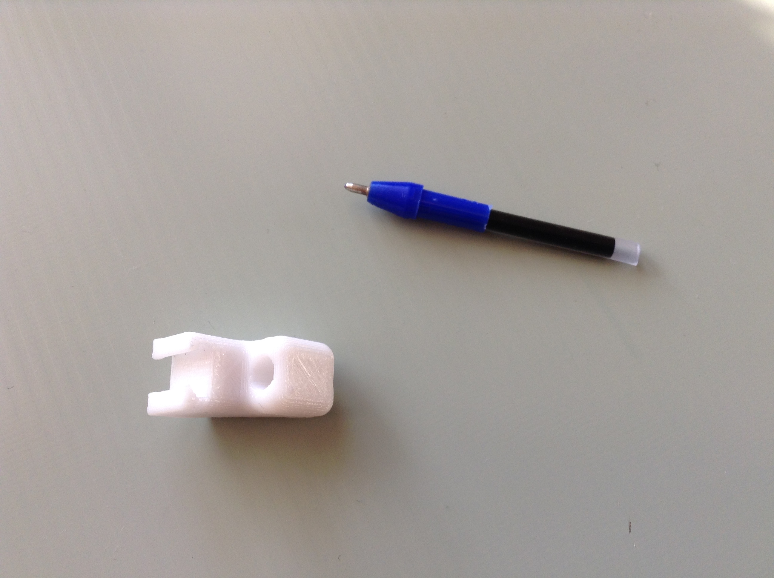 Mandrel, çubuğu Brül & Kjaer cihazlarının alt bölümlerindeki BIC sapından sabitlemek için. (Plastik Aparattır!!!)