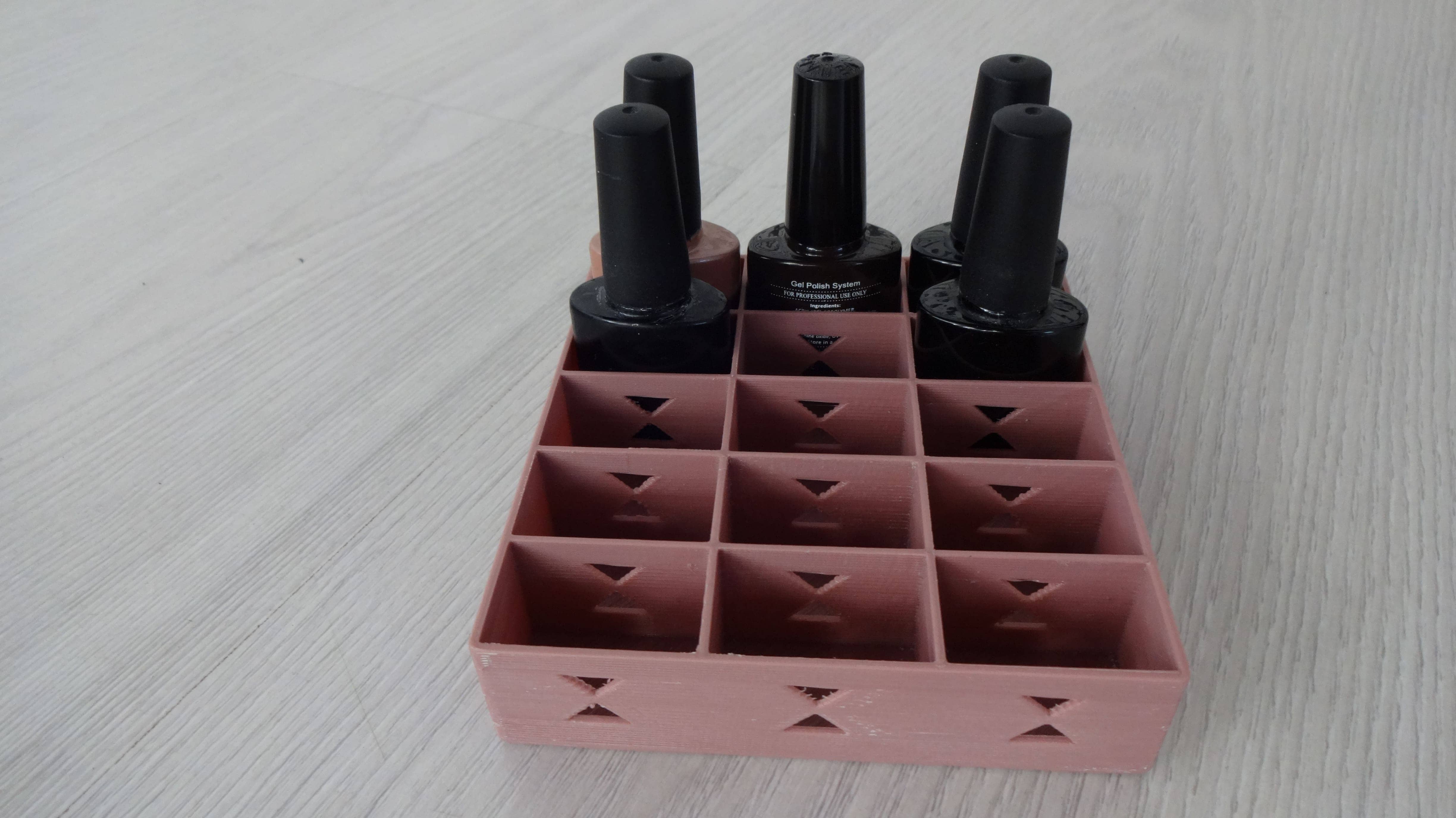 Jel cilası için kutu (kutu oje) (Plastik Aparattır!!!)