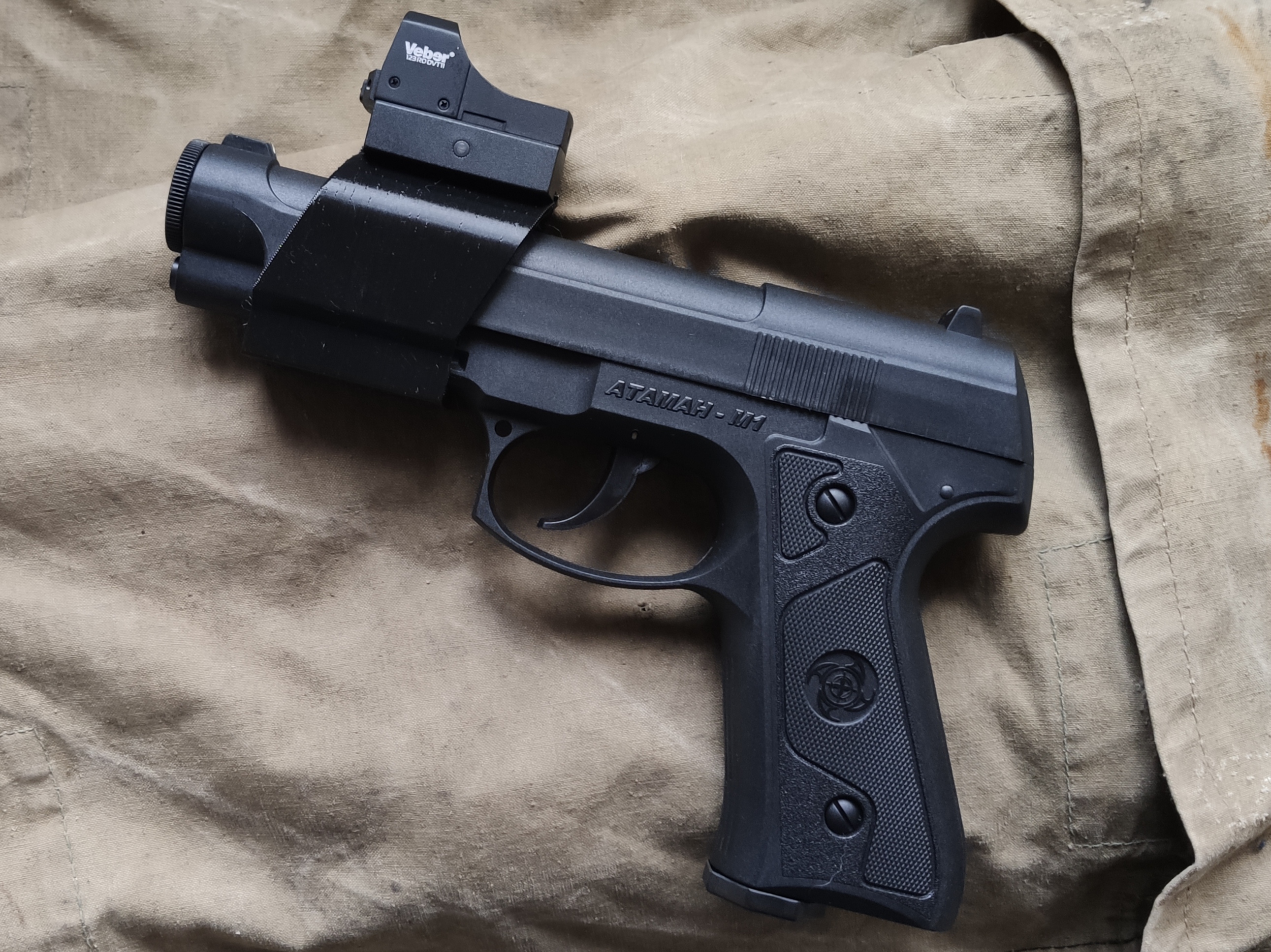 Tanrı, Ataman M1 Lastochkin dasyonunda güçlüdür 11 mm. (Plastik Aparattır!!!)