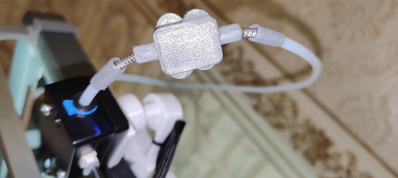 4'ü 1 arada filtre, filamenti çekerken şok/sarsıntı telafisi... (Plastik Aparattır!!!)