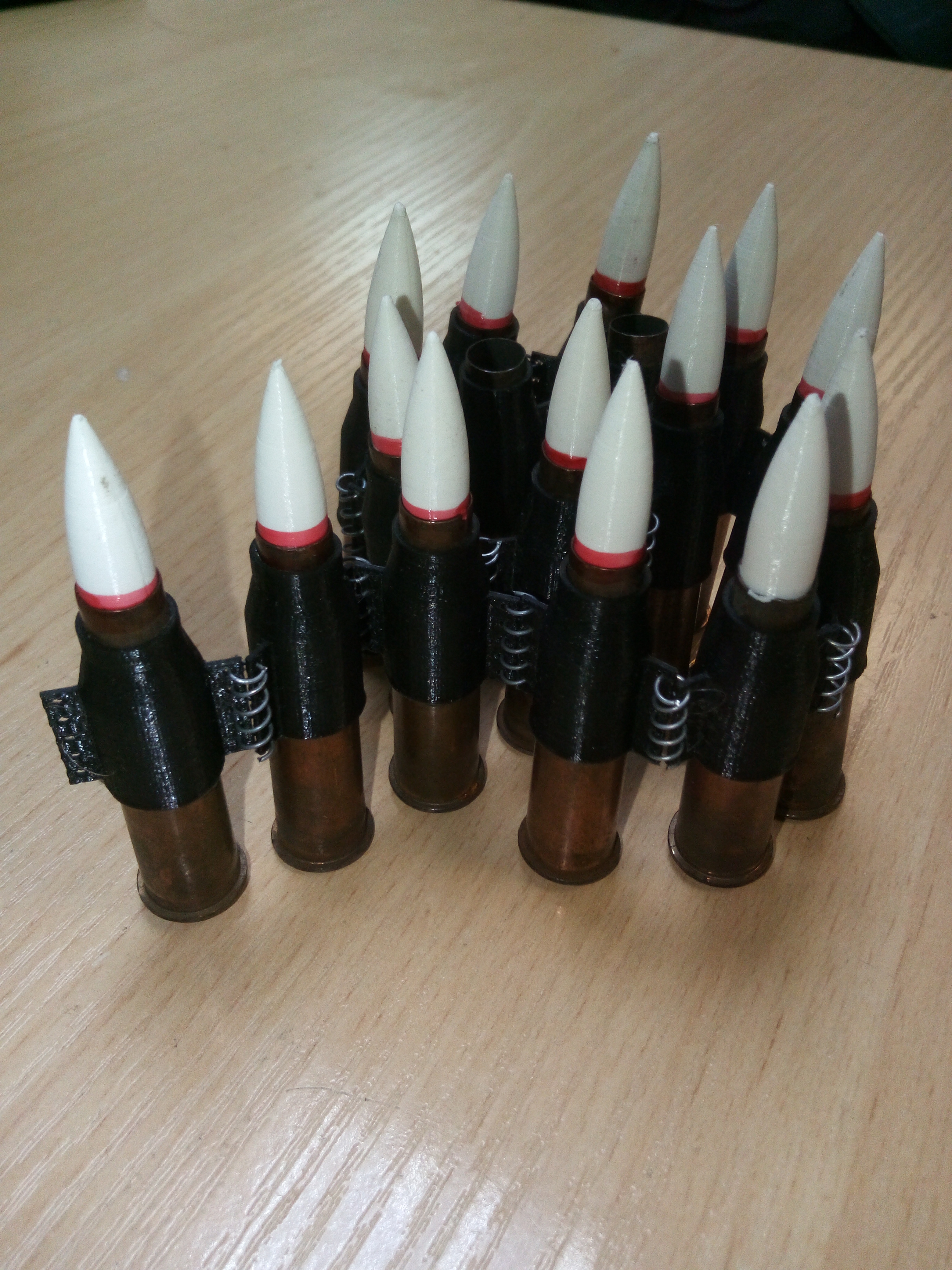 Makineli tüfek kemer bağlantısı 7.62 (Plastik Aparattır!!!)