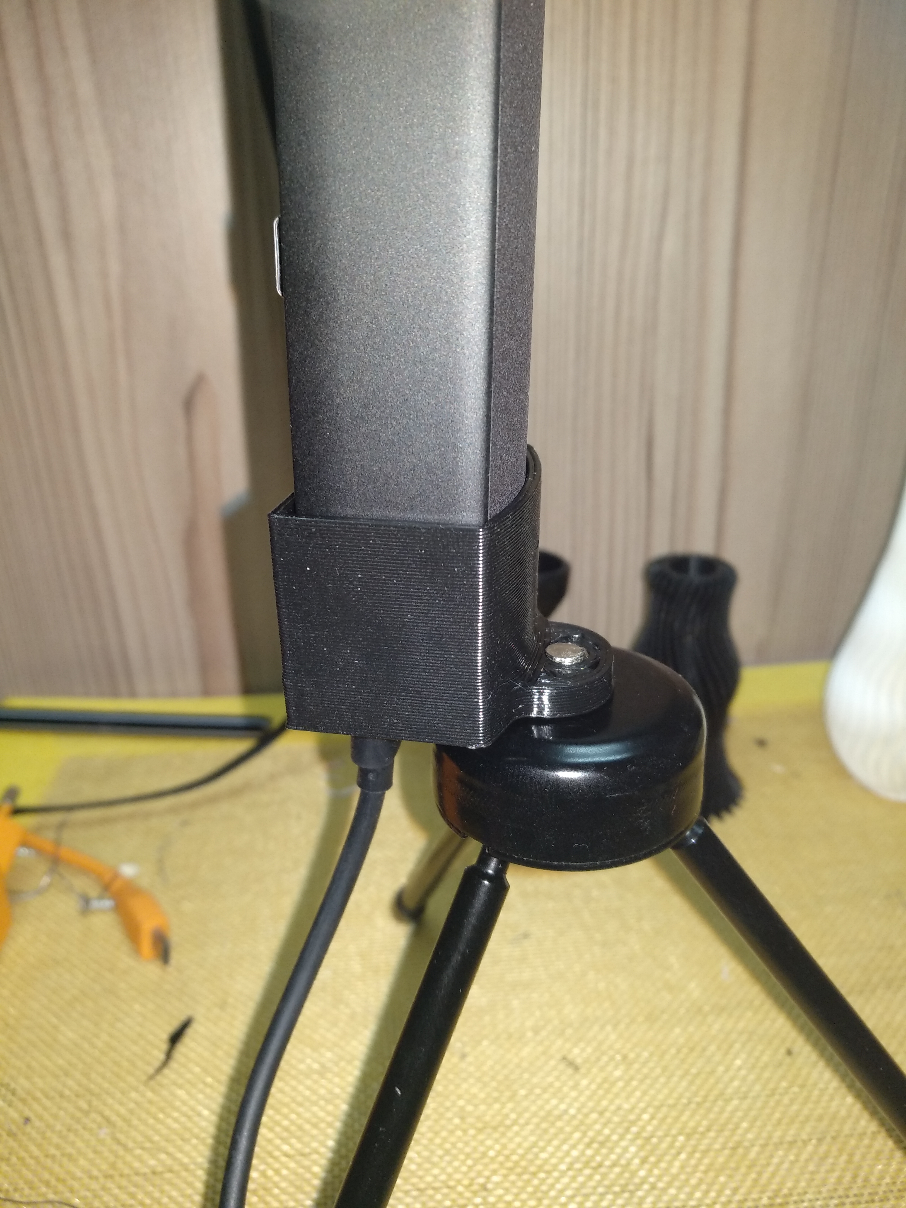 DJI OSMO POCKET sürüm 3 için tripod adaptörü (Plastik Aparattır!!!)