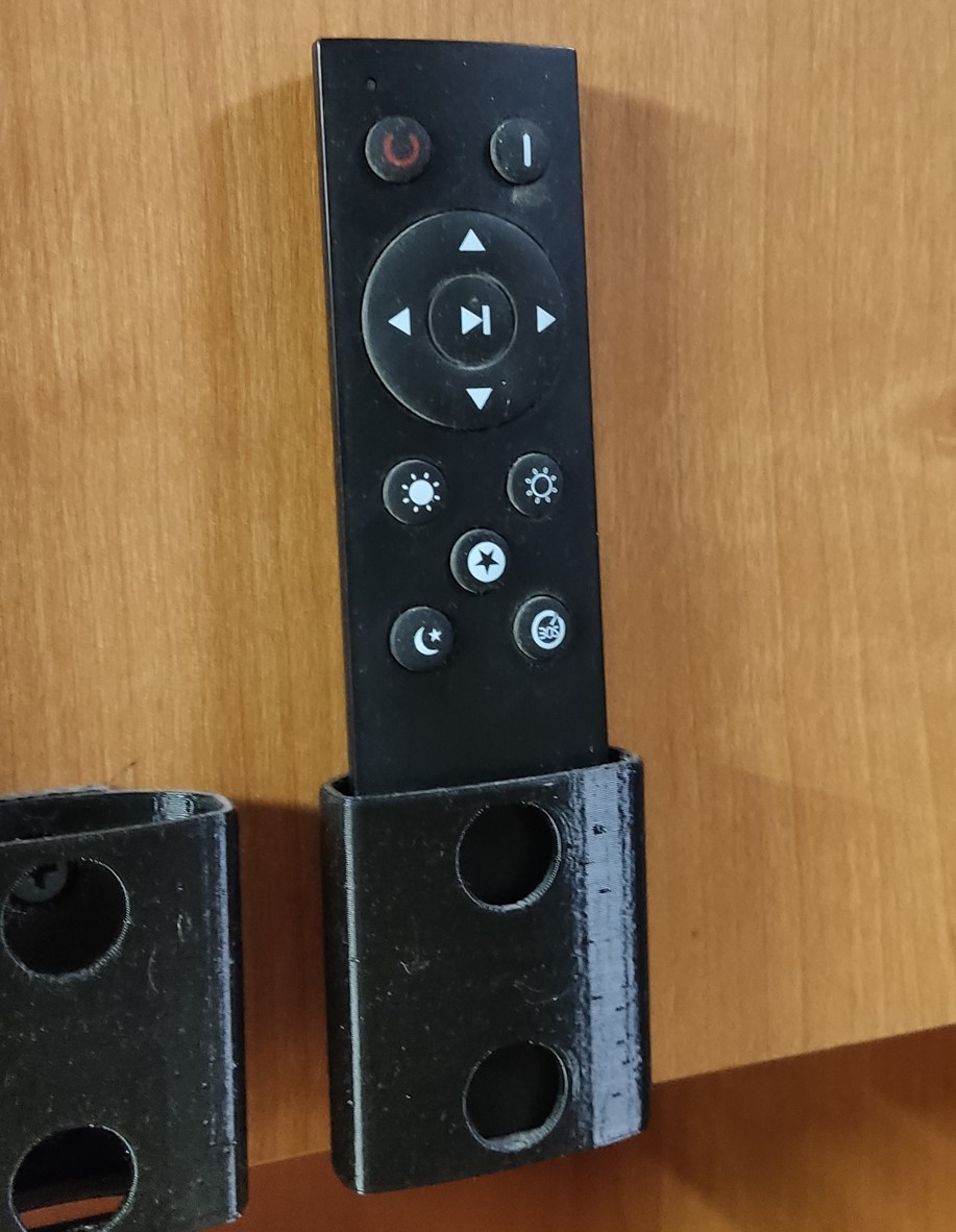 LED lamba için IR uzaktan kumanda tutucusu (Plastik Aparattır!!!) LED lamba için IR uzaktan kumanda tutucusu (Plastik Aparattır!!!)