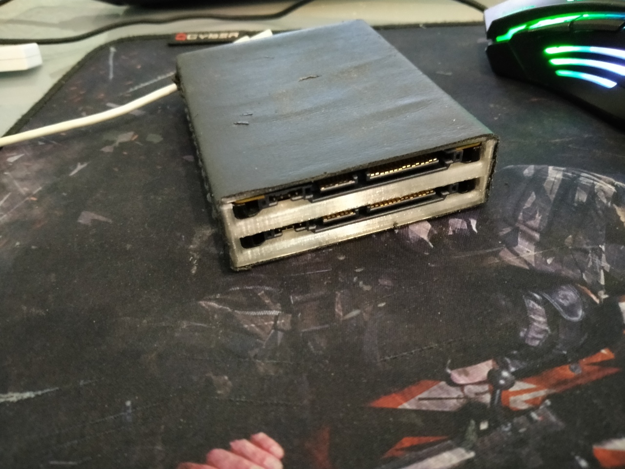 2 sabit disk için durum (Plastik Aparattır!!!)