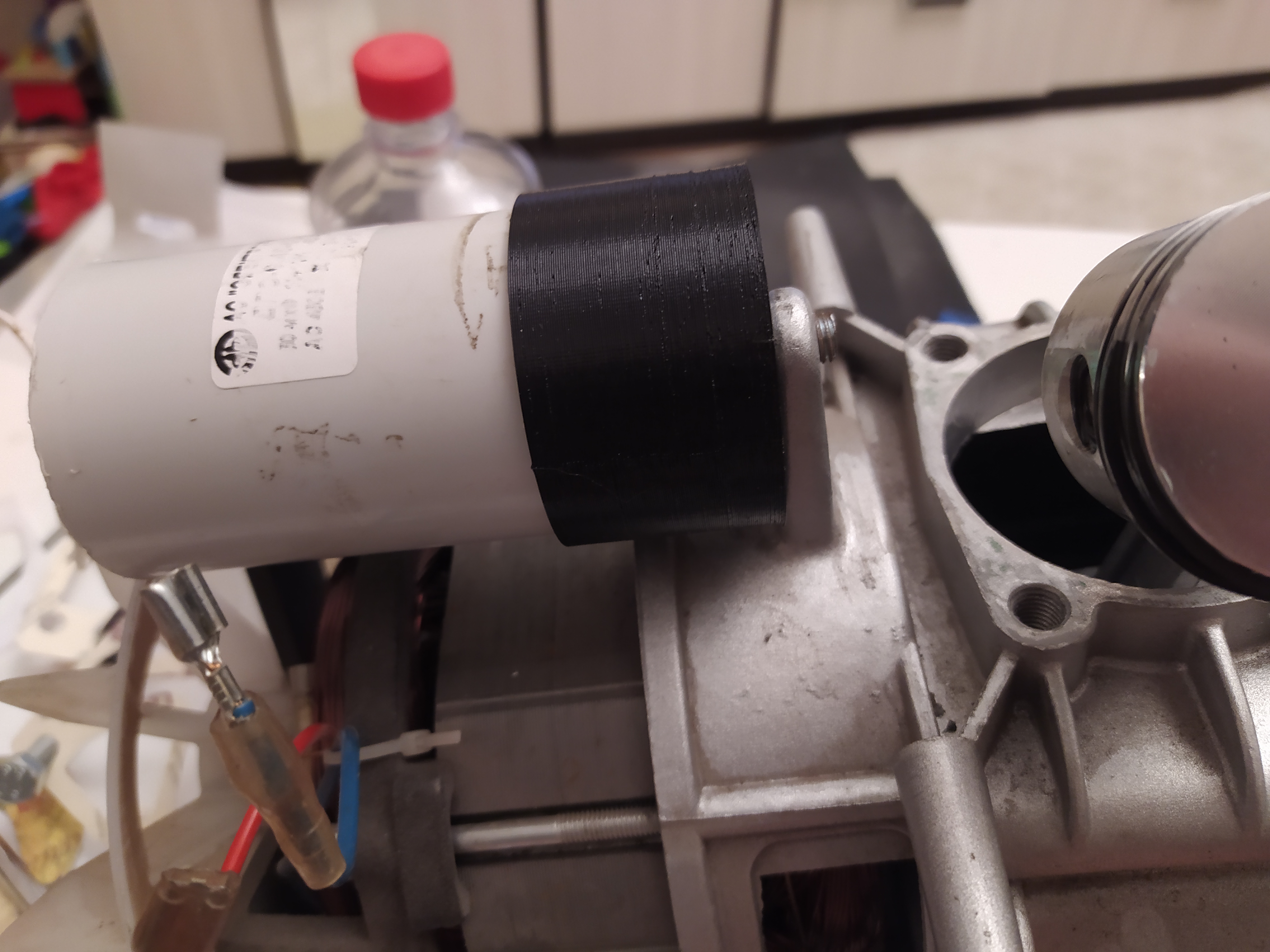 Kompresör kapasitör (Plastik Aparattır!!!) Kompresör kapasitör (Plastik Aparattır!!!)