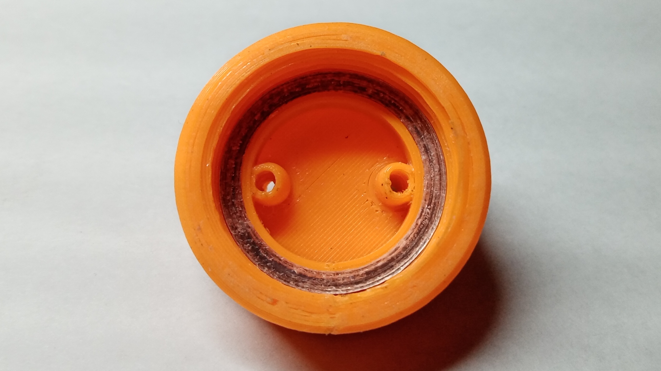 Evcil hayvan şişesi kapağı (akvaryuma alıcı veya с2 arzı için) (Plastik Aparattır!!!) Evcil hayvan şişesi kapağı (akvaryuma alıcı veya с2 arzı için) (Plastik Aparattır!!!)