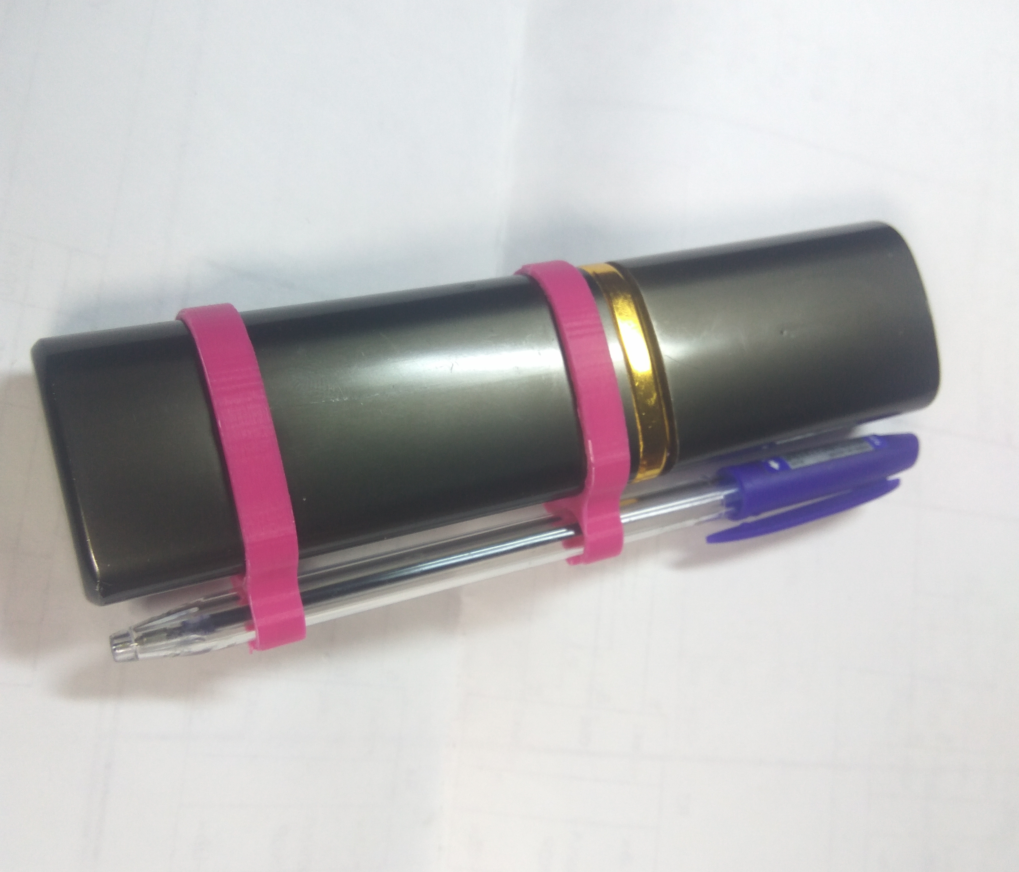 Beyaz kalemin gözlük için gözlük sabitleyin (Plastik Aparattır!!!)