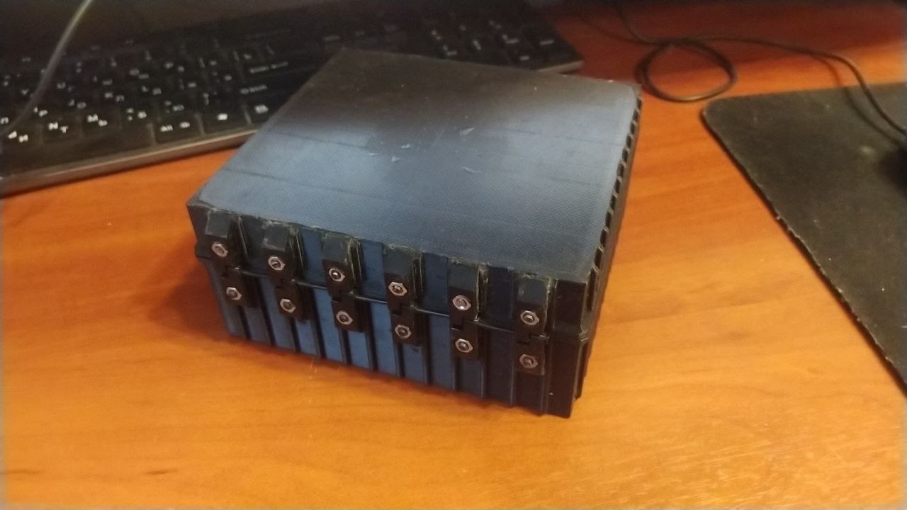 Kartuşlar için kutu. (Plastik Aparattır!!!)