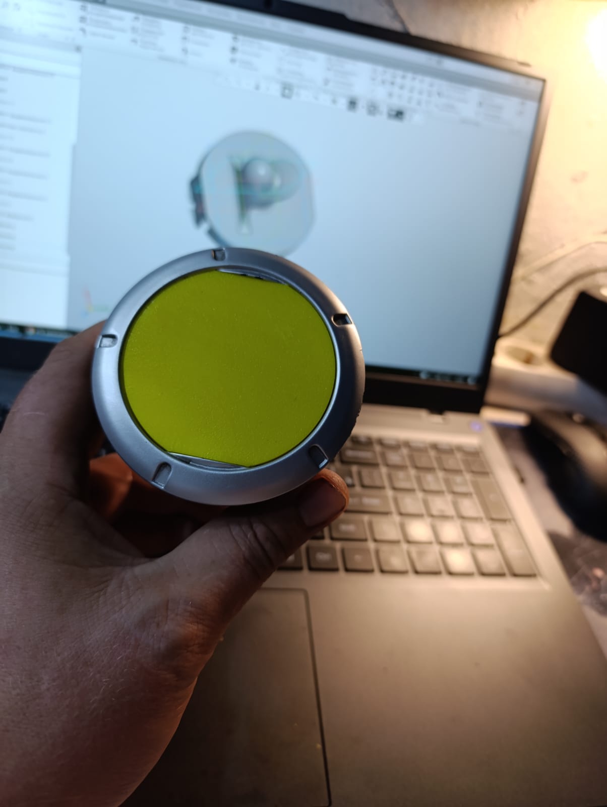 Deflektör tapası Largus, Logan, Sandero (Plastik Aparattır!!!)