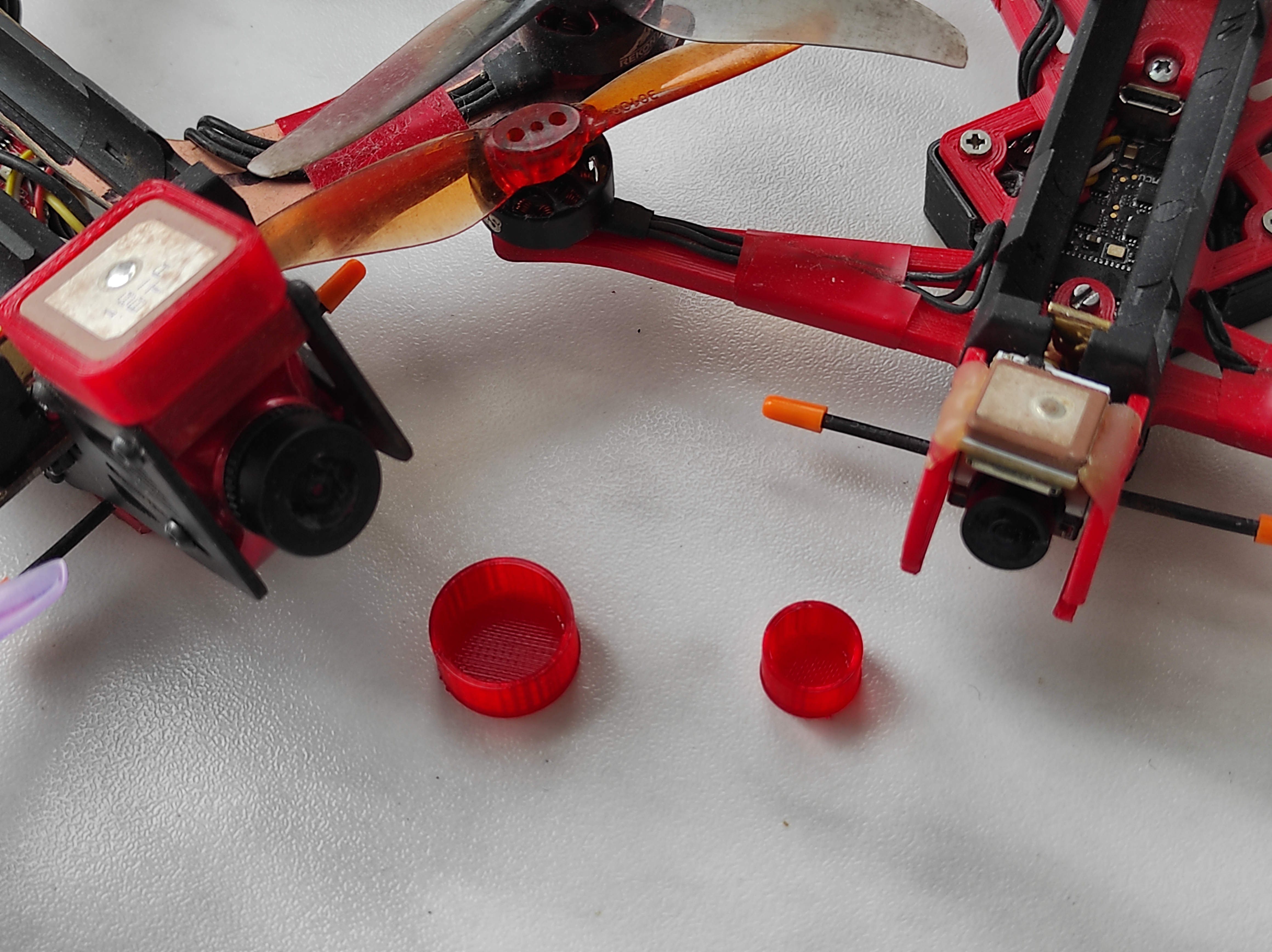 Lensler f9 ve 14mm kurs odaları için kapaklar fpv (Plastik Aparattır!!!)