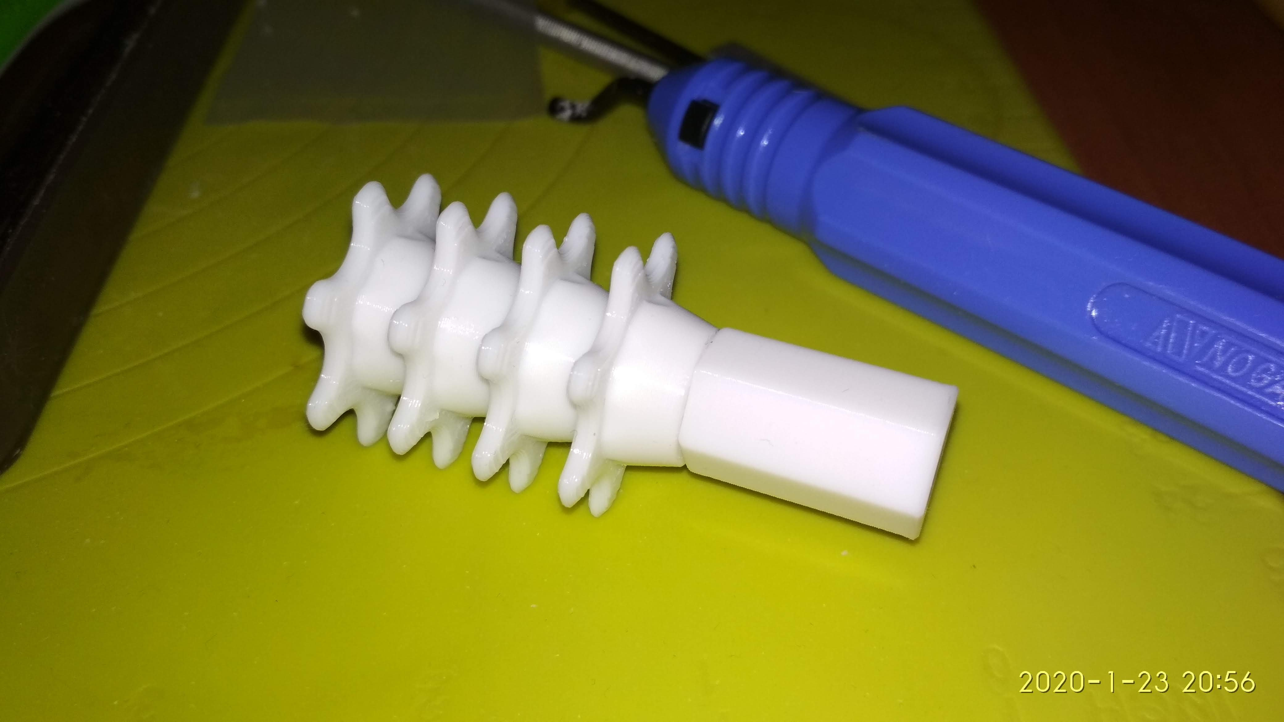 Bisiklet zinciri temizleyici 4 yıldız (Plastik Aparattır!!!)