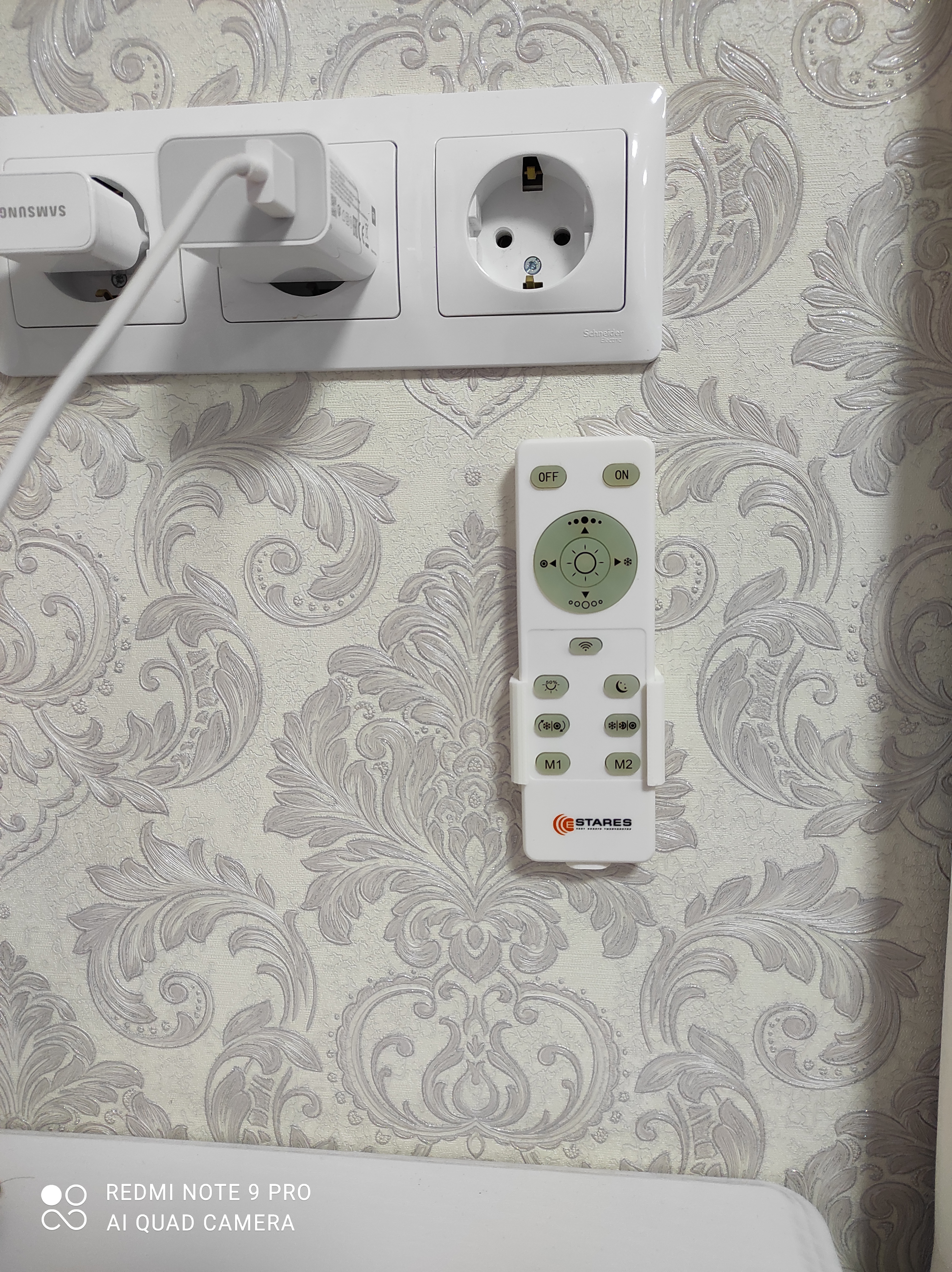 LED uzaktan kumandasının sahibi (Plastik Aparattır!!!)