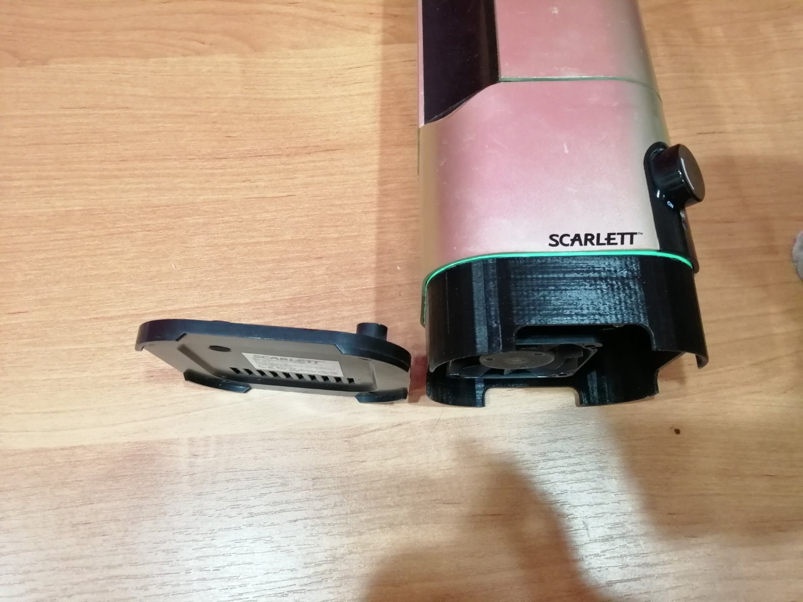 Skarlett nemlendirici fanı ile alt kısım (Plastik Aparattır!!!)