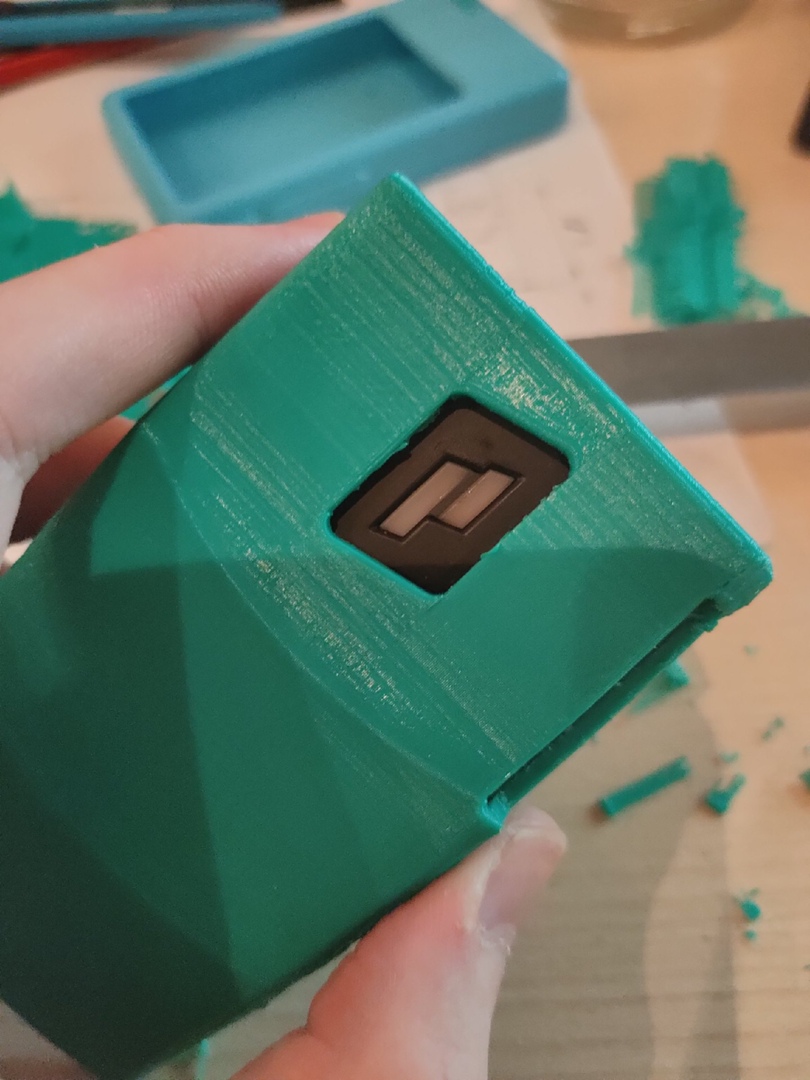 Colose chichol comener Cowon Pleeence v (Plastik Aparattır!!!)