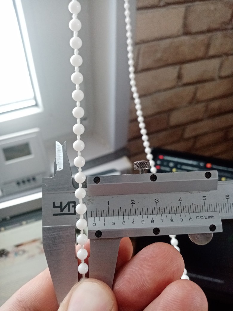 Bir silindir perdeleri zinciri altında dişli (Adım 5.8 ile 8 oyuk) (Plastik Aparattır!!!)