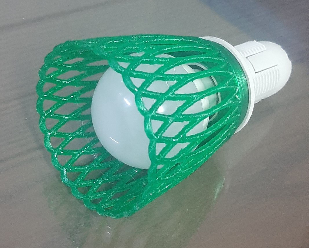 Bir aynada arka aydınlatma uçağı (Plastik Aparattır!!!)