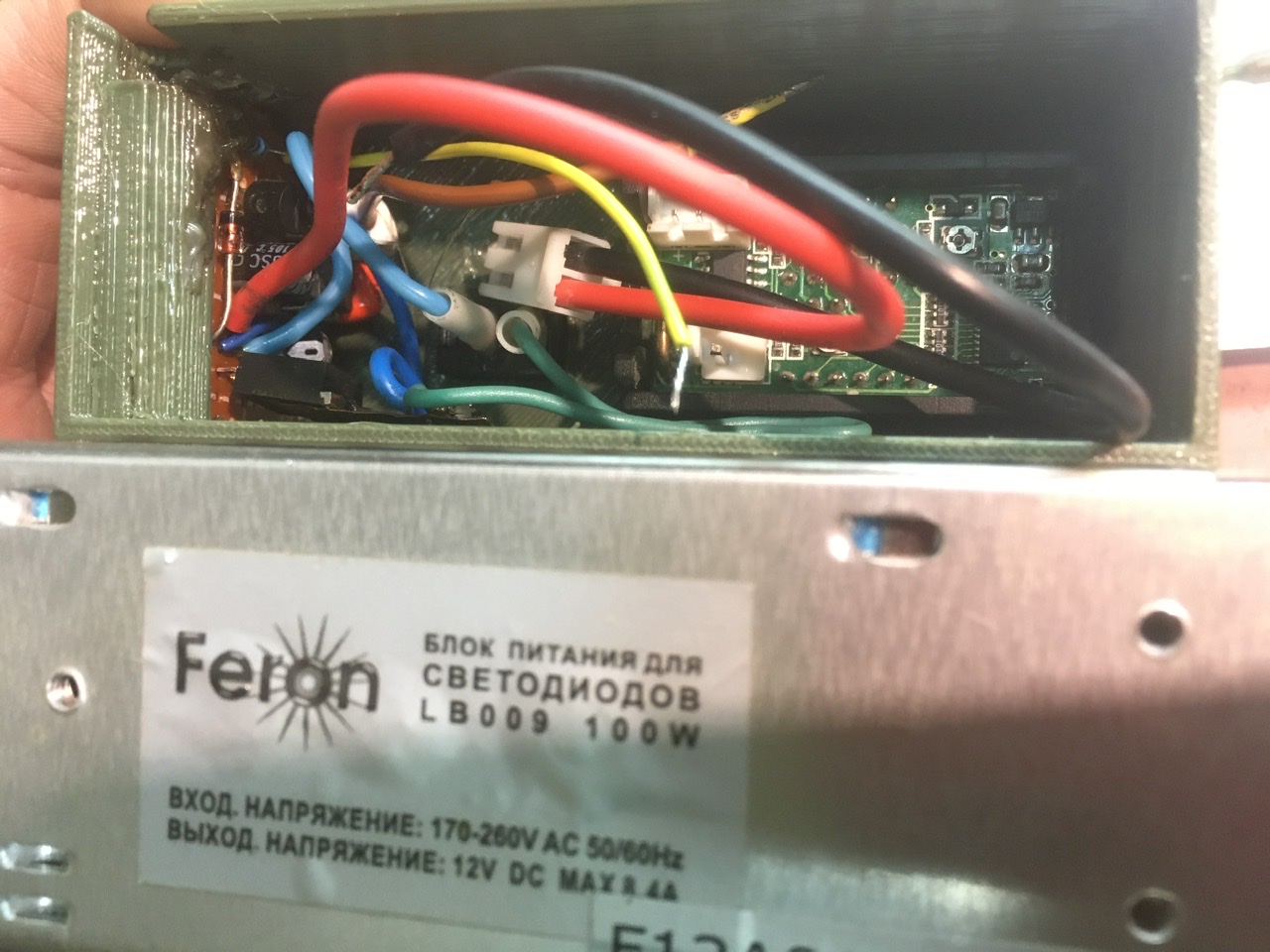 BP, AB-Meter altında Feron LB009 (100W) (Plastik Aparattır!!!)