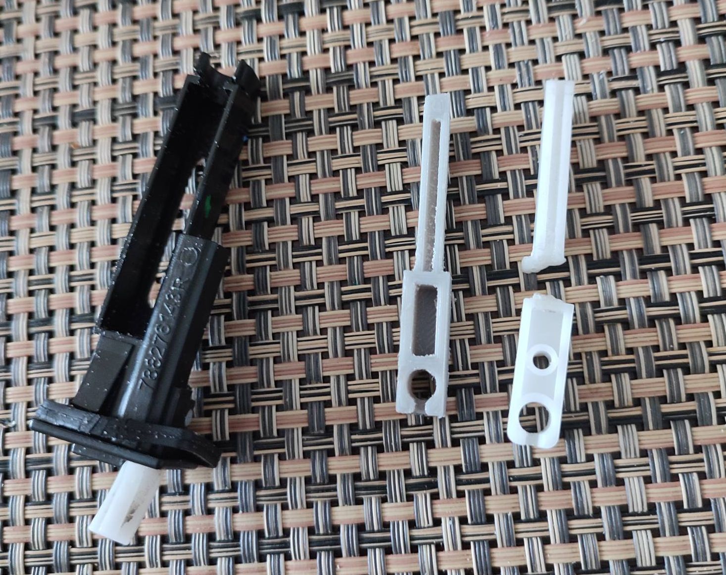 Gaz tankı Renault'un Kalesi Kapak (Plastik Aparattır!!!)