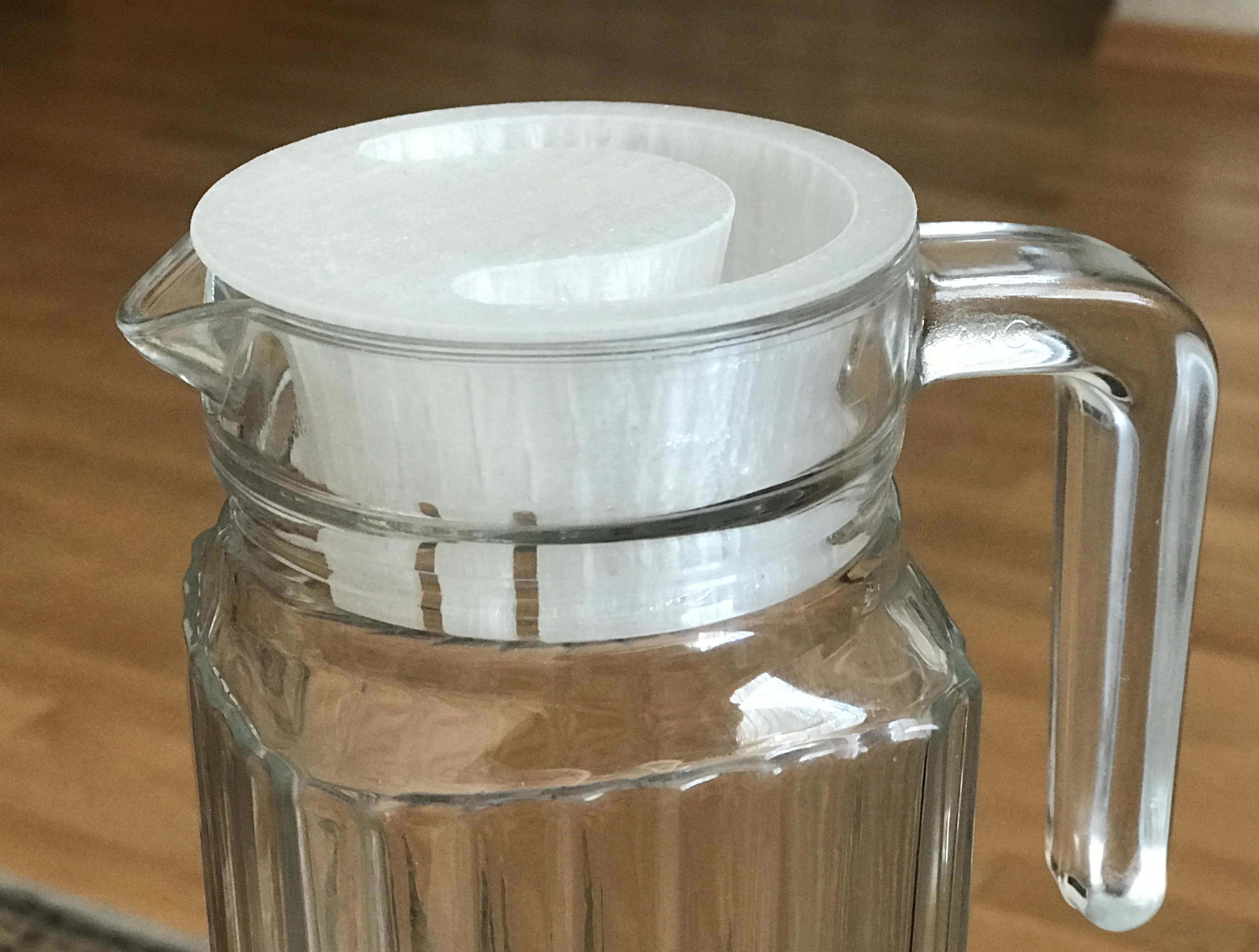 1L kapasiteli kokerin örtüsü. (Plastik Aparattır!!!)