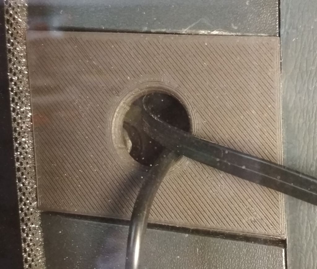 Lada Vesta Panel Fişi (Plastik Aparattır!!!)