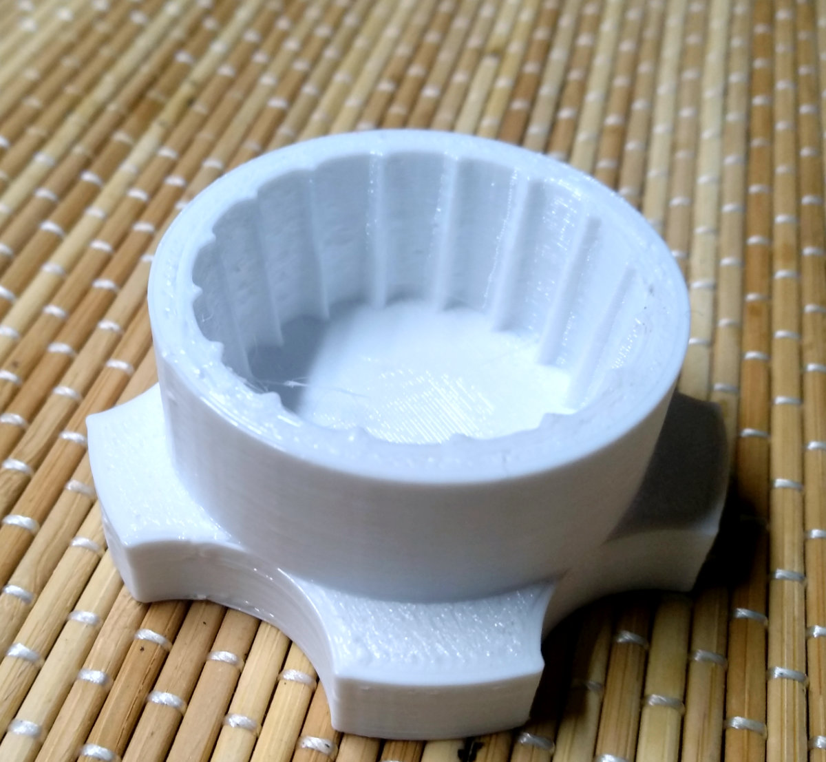 Sıkı şişelerin açık (Plastik Aparattır!!!) Sıkı şişelerin açık (Plastik Aparattır!!!)