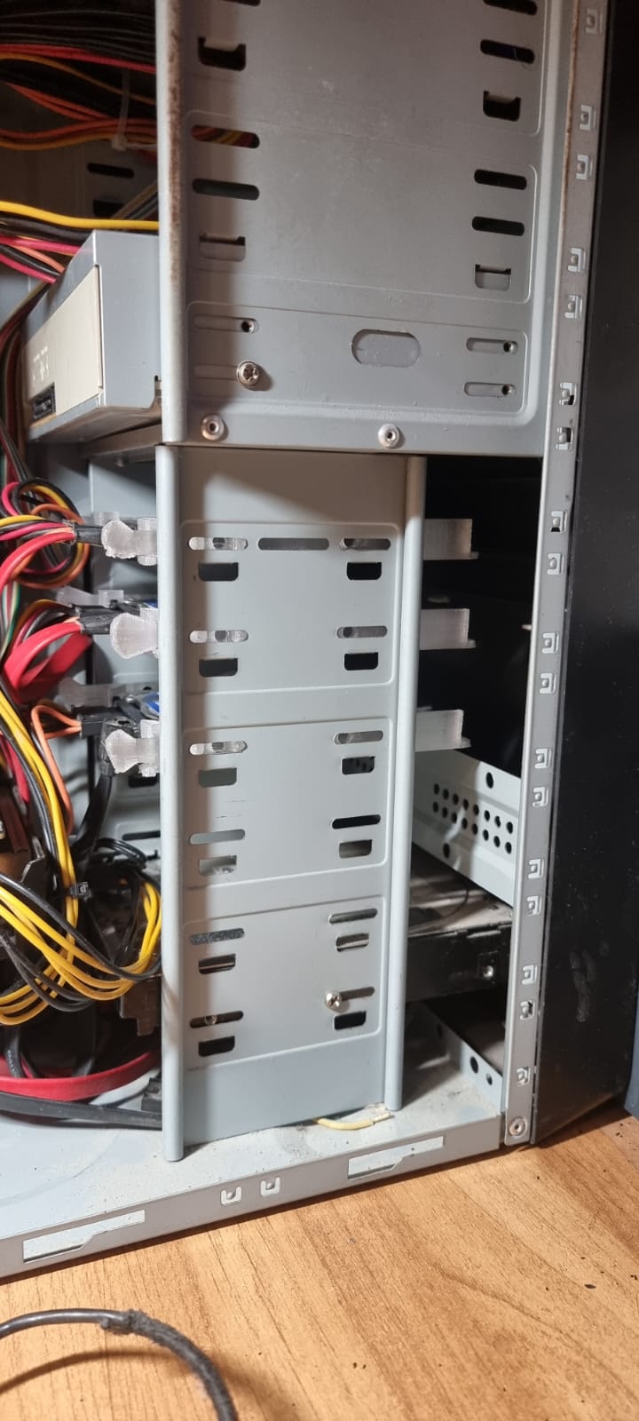 HDD 2.5 ila HDD 3.5 (Plastik Aparattır!!!)