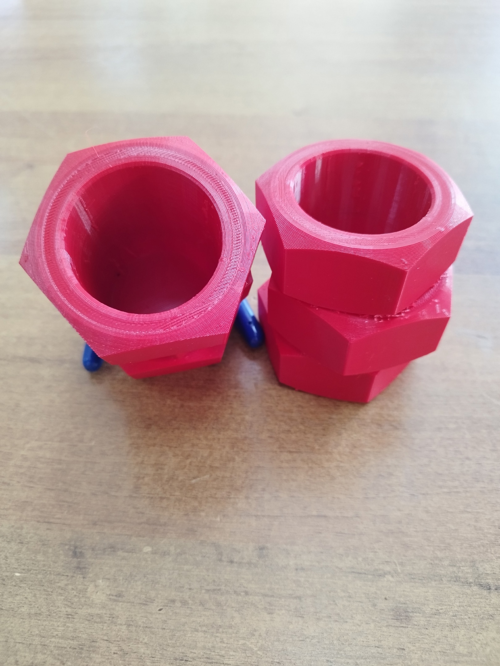 Bir bardak bir yığın fındık (Plastik Aparattır!!!)