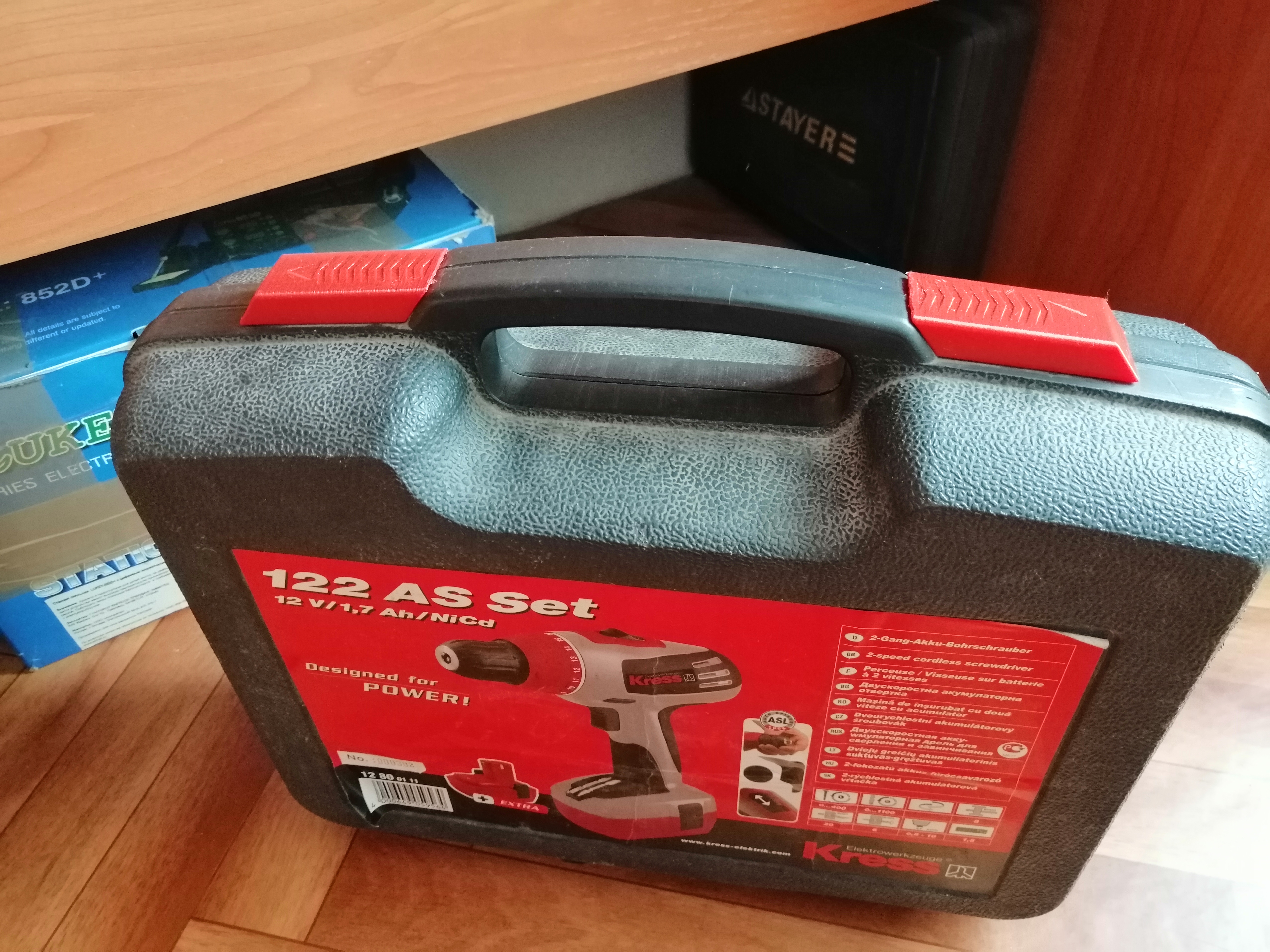 Araçlar için kasa bağlantı elemanı (Plastik Aparattır!!!)