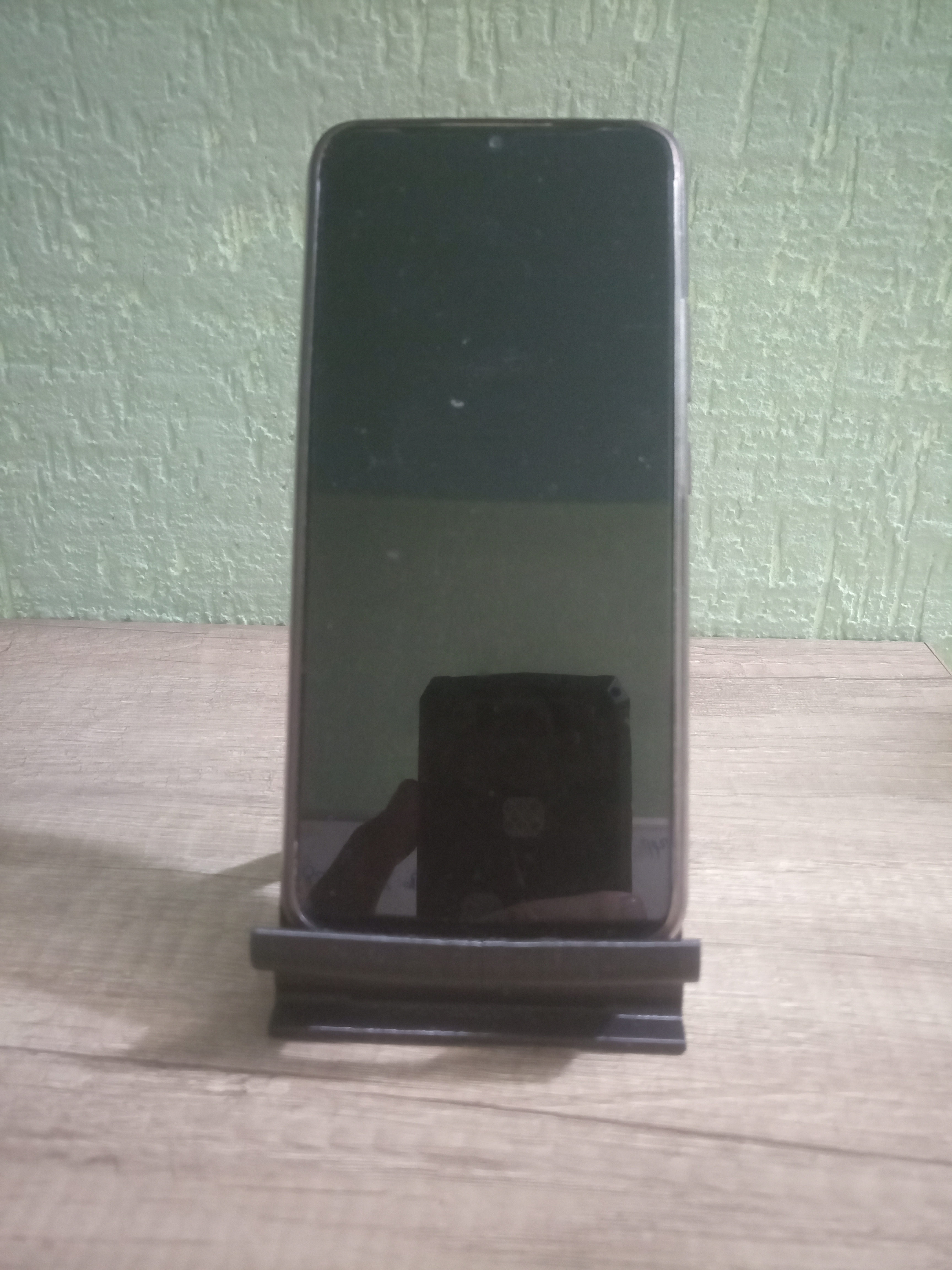 Tolstoy Stand (ve sadece değil), eğim açısının 40 ila 80 dereceye kadar ayarlanmasıyla akıllı telefonlar (telefonlar) (Plastik Aparattır!!!) Tolstoy Stand (ve sadece değil), eğim açısının 40 ila 80 dereceye kadar ayarlanmasıyla akıllı telefonlar (telefonlar) (Plastik Aparattır!!!)